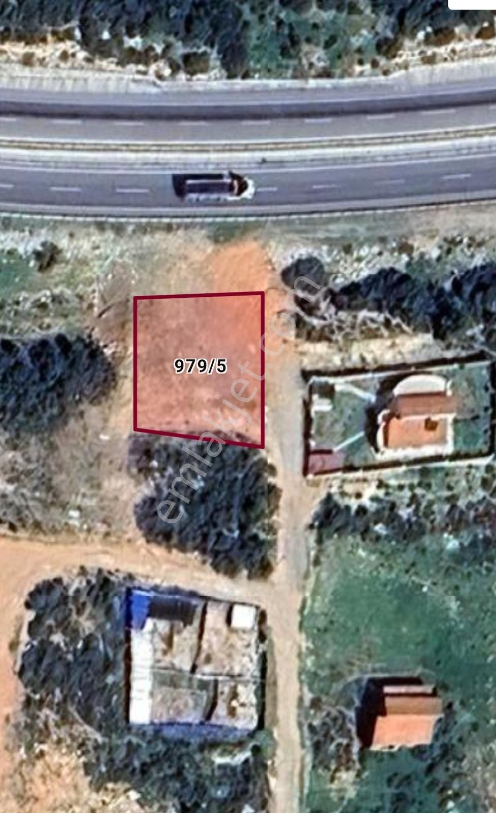 Akyeniköyde Ana Yol Üzerinde Yatırım Değeri Yüksek Satılık Arsa - Görsel 5