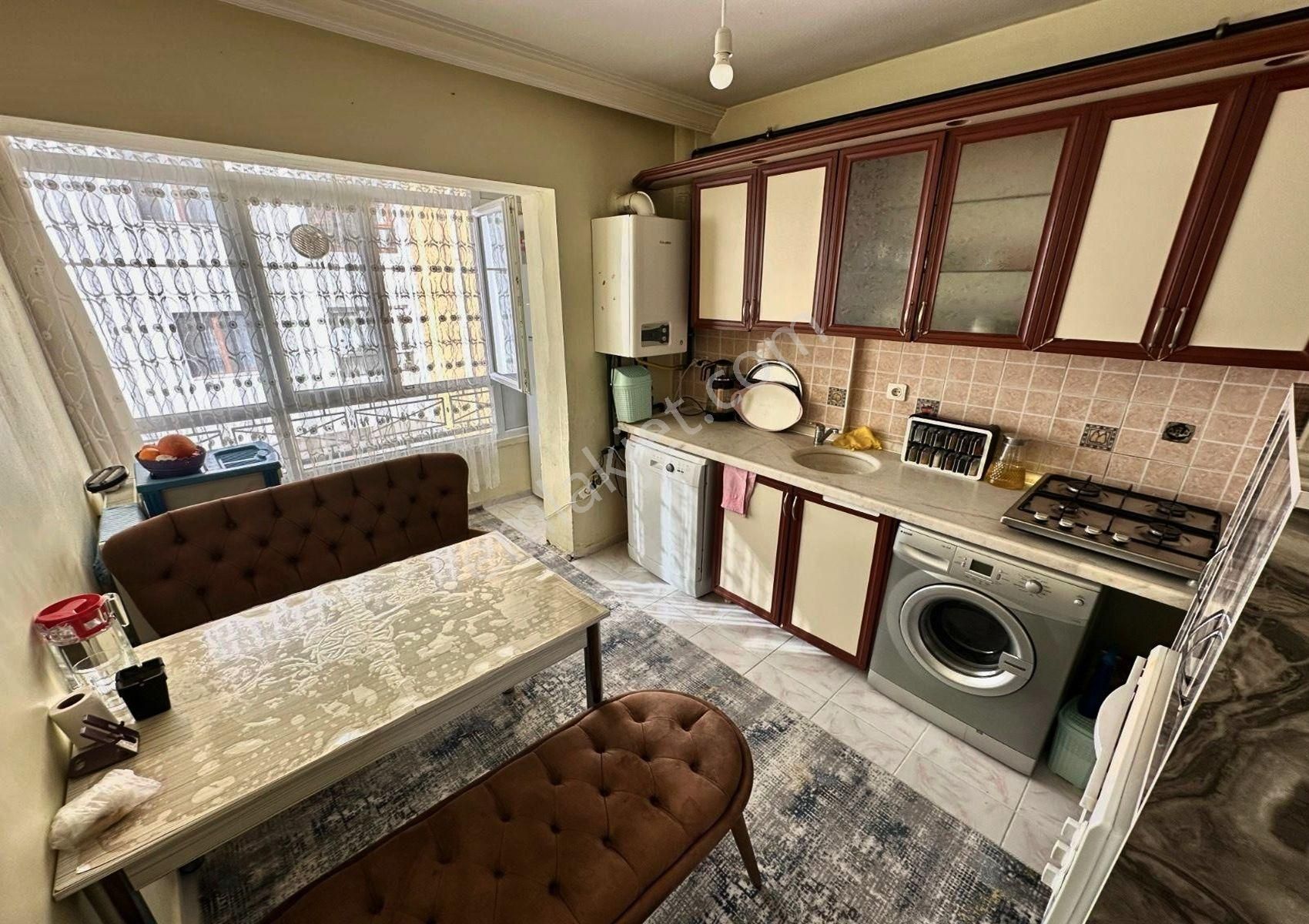 Uyanış Mahallesi'nde Ön Cephe Yapılı 2+1 Daire!