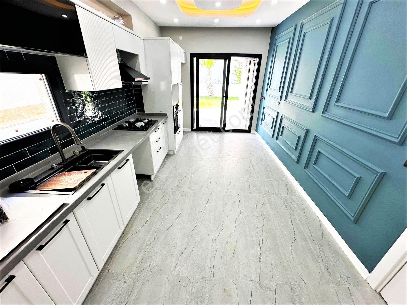 Aygülden Edremit Kızılkeçili'de Sıfır Nezih Site İçi Her Villaya Özel Havuzlu Lüks 4+1 Satılık Villa - Görsel 4