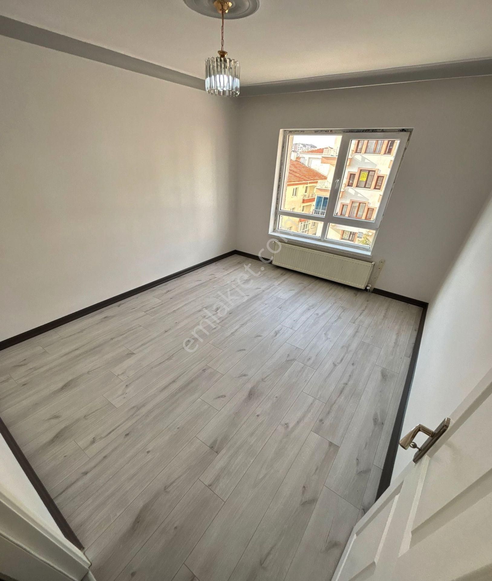 Ufuktepe Mahallesi Cadde Üzeri Full+full 3+1 Daire! - Görsel 18