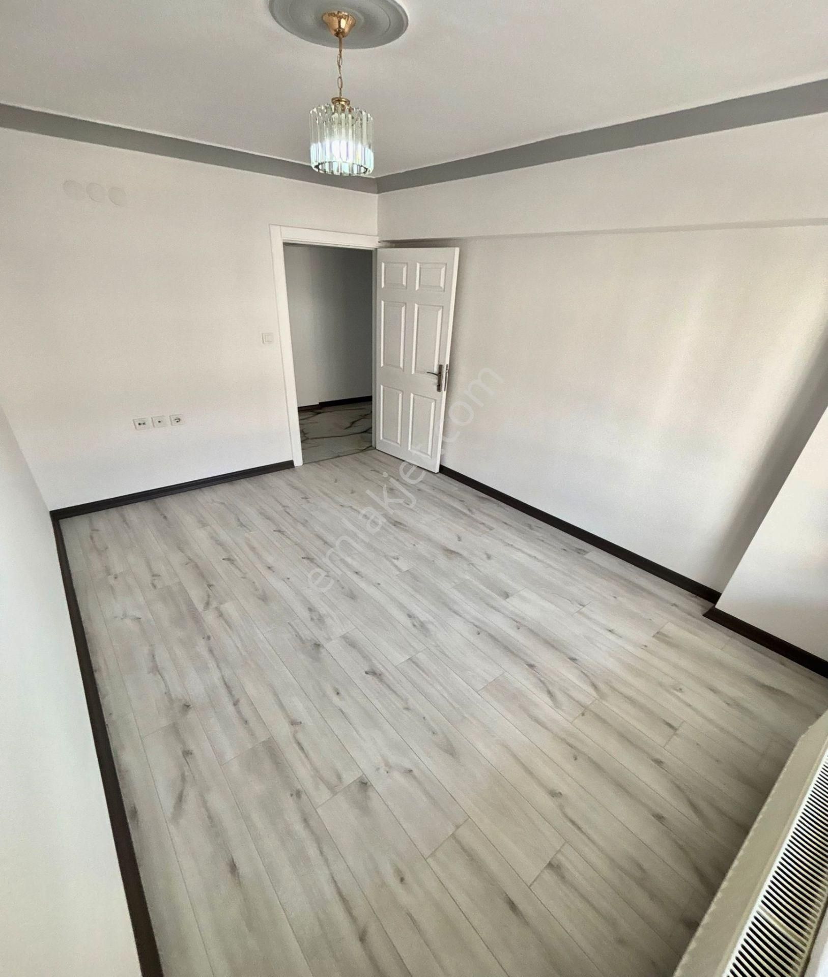 Ufuktepe Mahallesi Cadde Üzeri Full+full 3+1 Daire! - Görsel 22