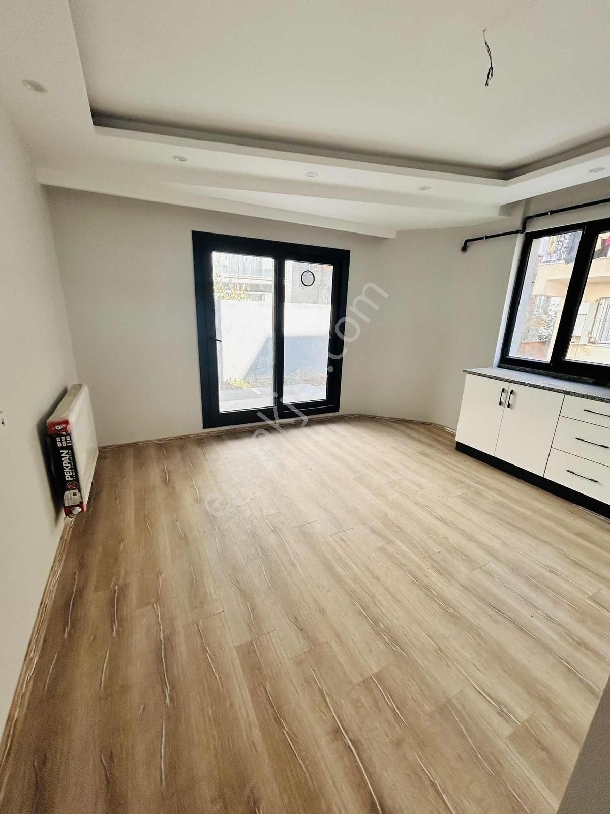 Asil Emlak'tan Muradiye Mah'sinde 1+1 Satılık Sıfır Daire - Görsel 3