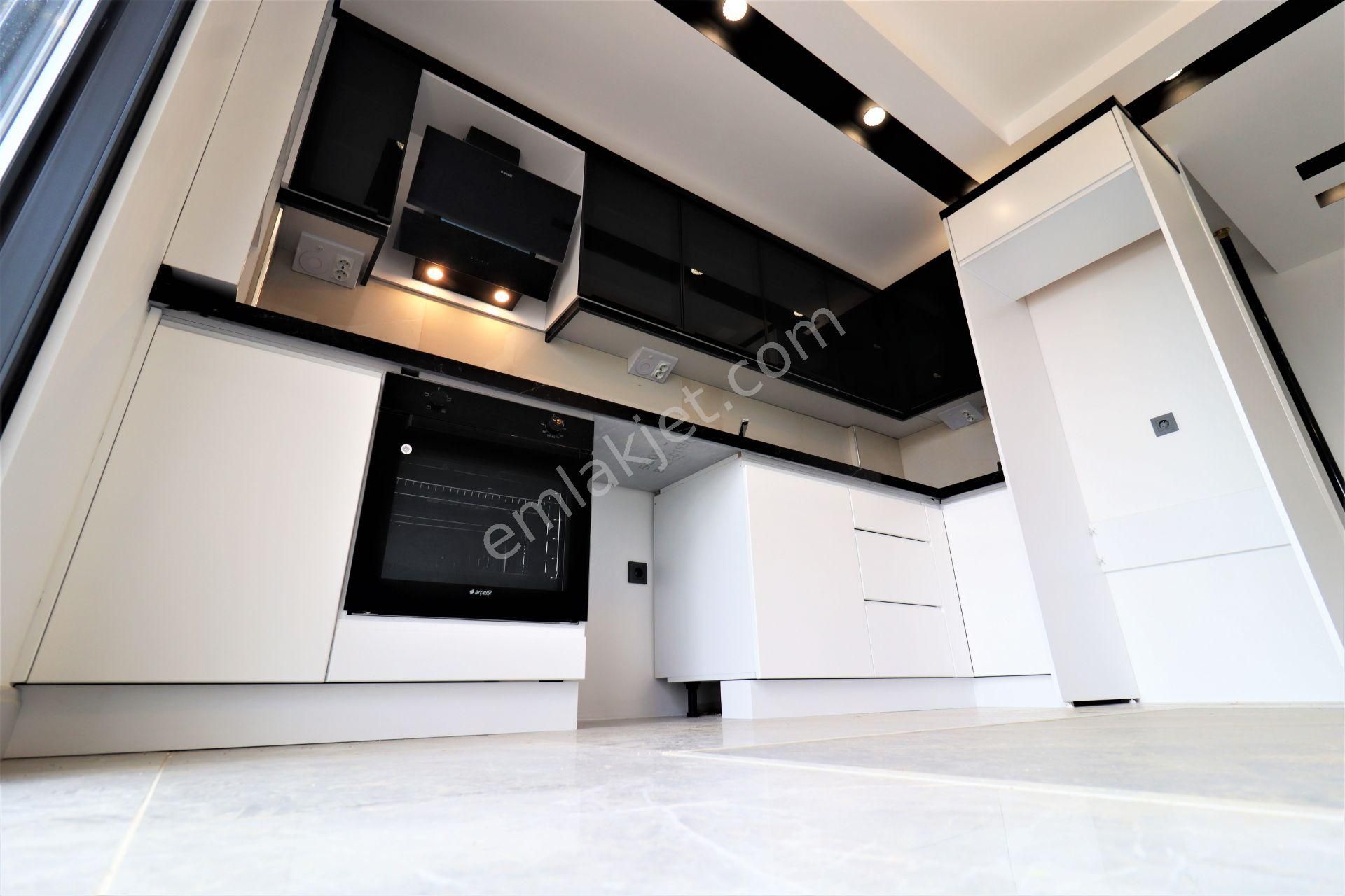 🏡aygül'den Altınoluk'ta Sıfır Deniz Ve Kazdağları Manzaralı Bahçeli Lüx Tasarım 3+1 Satılık Villa🌳 - Görsel 2