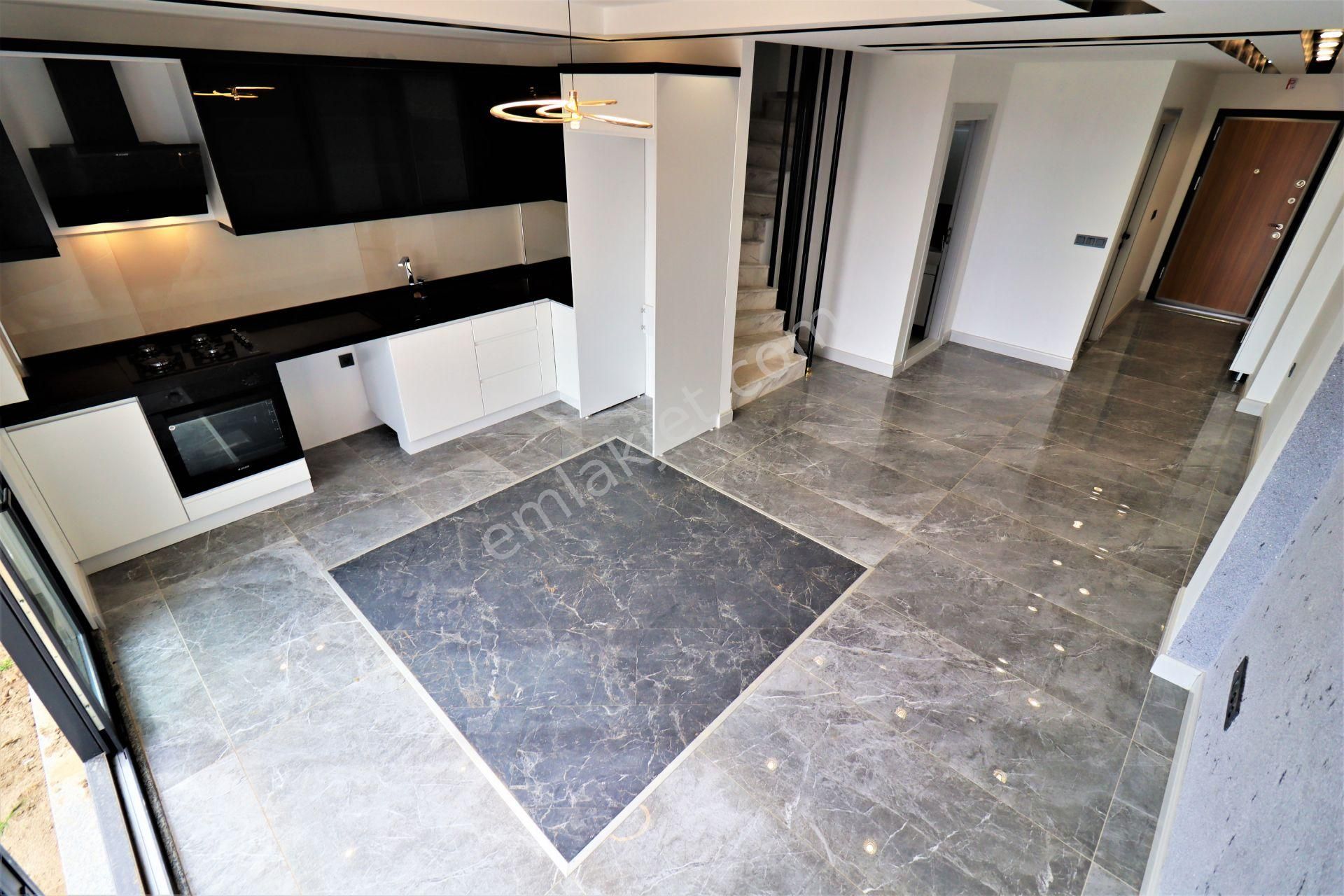 🏡aygül'den Altınoluk'ta Sıfır Deniz Ve Kazdağları Manzaralı Bahçeli Lüx Tasarım 3+1 Satılık Villa🌳 - Görsel 3