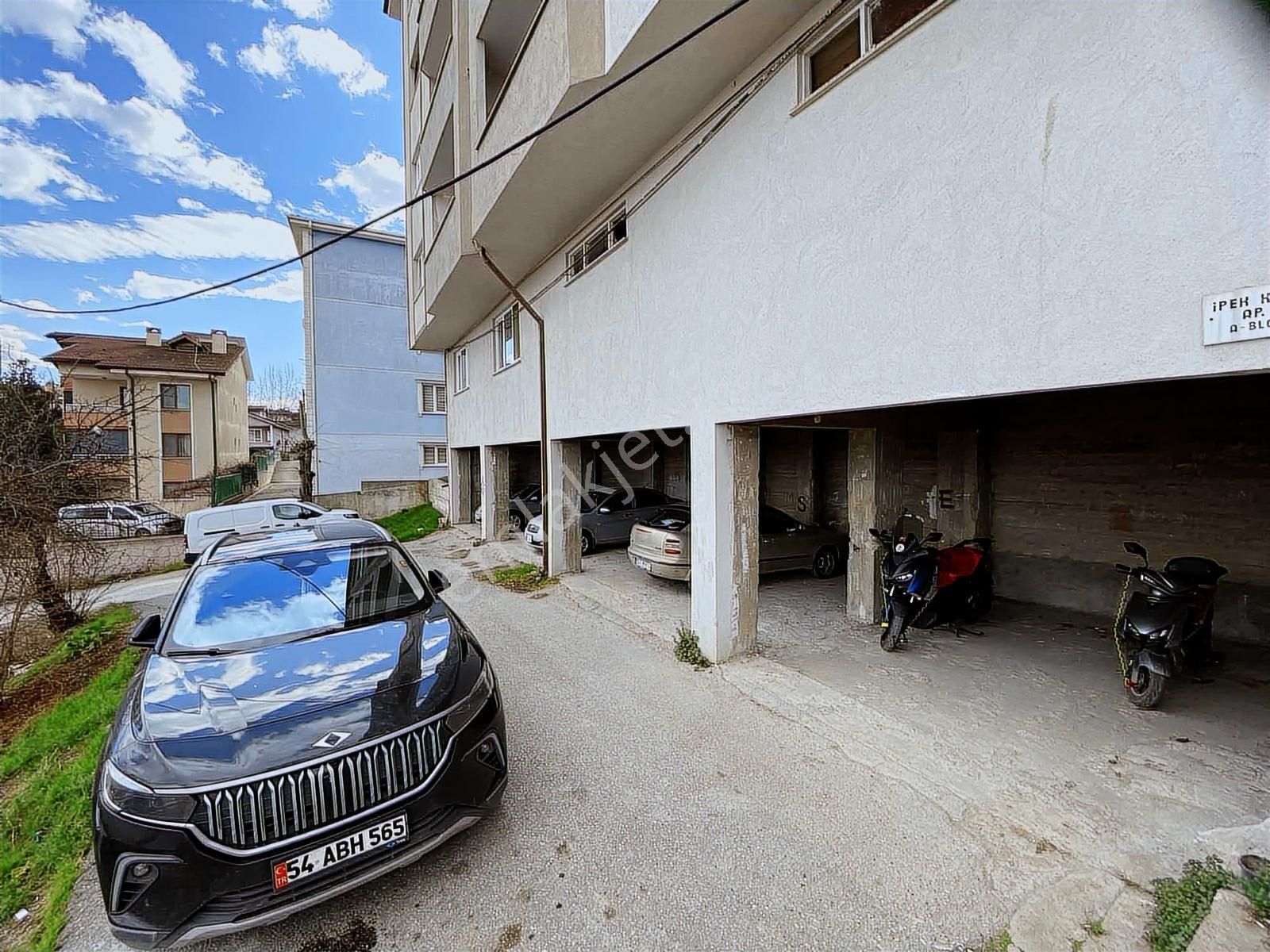 Ayhan Hepdiker Den Serdivan Mavi Durak Da 2+1 Eşyalı 90 M2 Daire - Görsel 33