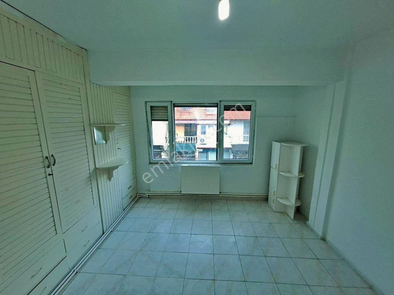 Uytundan Akçay İkizçayda Denize 20 Metre Doğalgazlı 2+1 Kiralık - Görsel 11