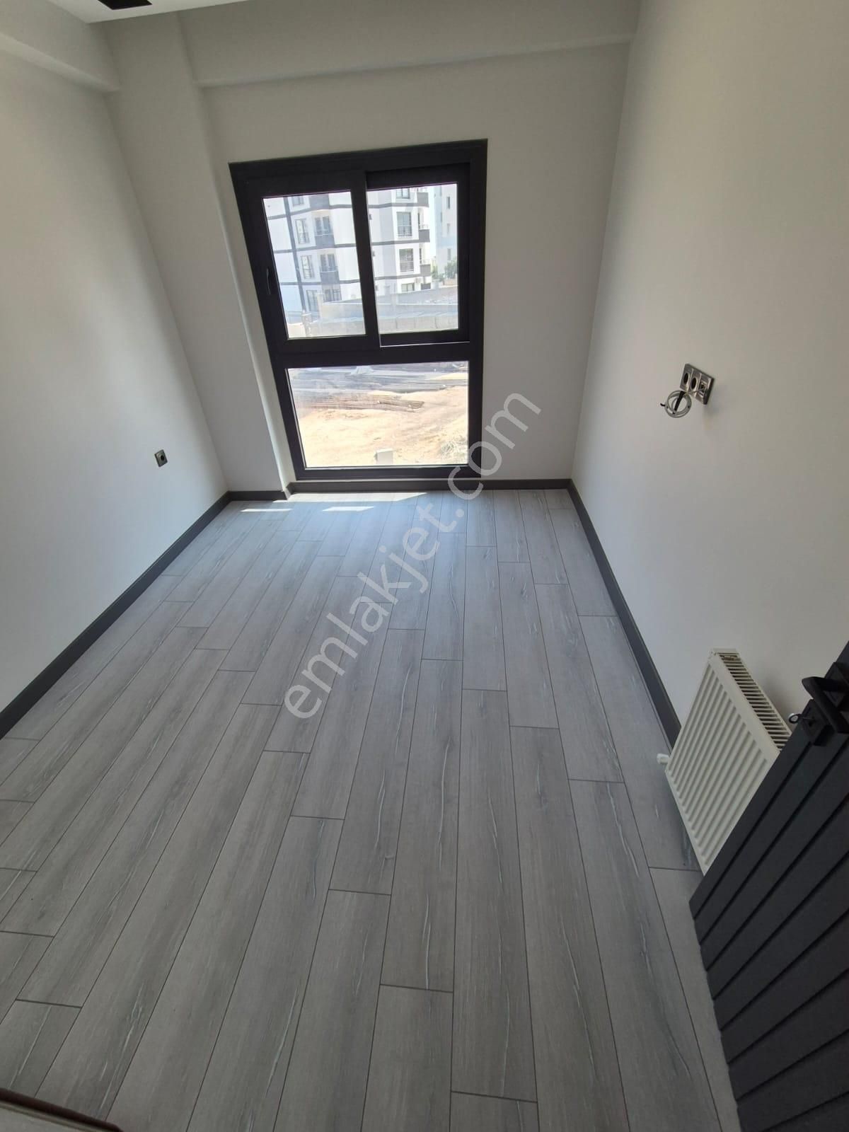 Ertuğrulgazi'de 2+1 Cep Mutfak Özel İşçilikli Az Katlı Satılık - Görsel 16