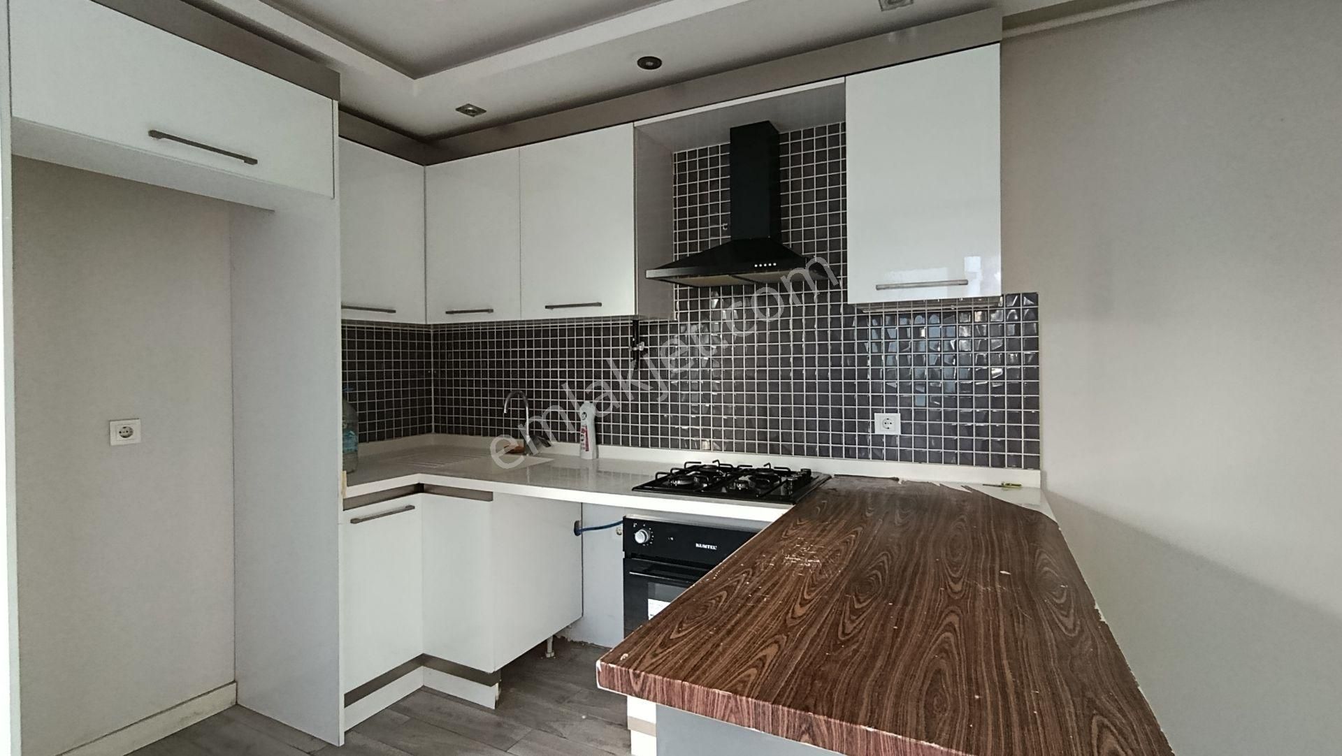 A'dan Çiftlikköy'ün En Merkezi Konumunda Site İçi 1+1 Daire - Görsel 3
