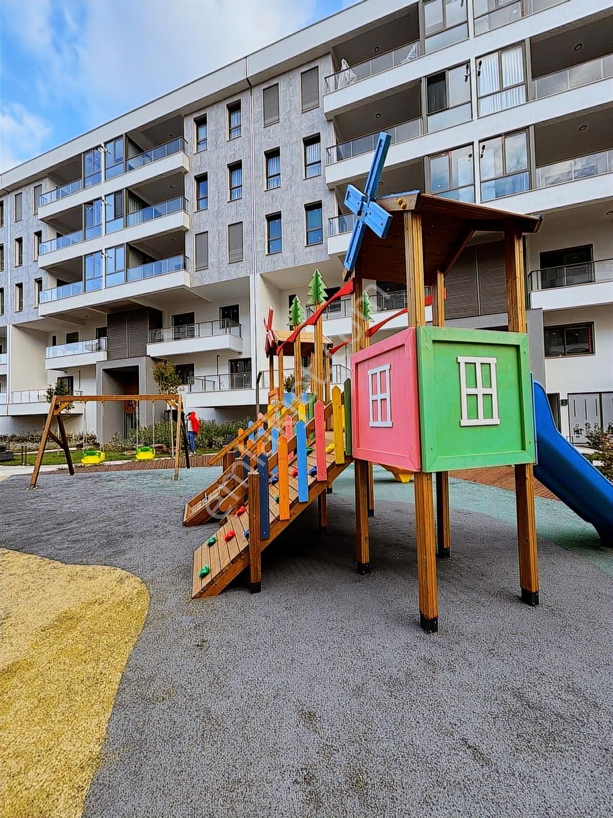 Demirler'den Selçukbey'de Pişirme Mutfaklı Site Konsept 3,5+1 - Görsel 14