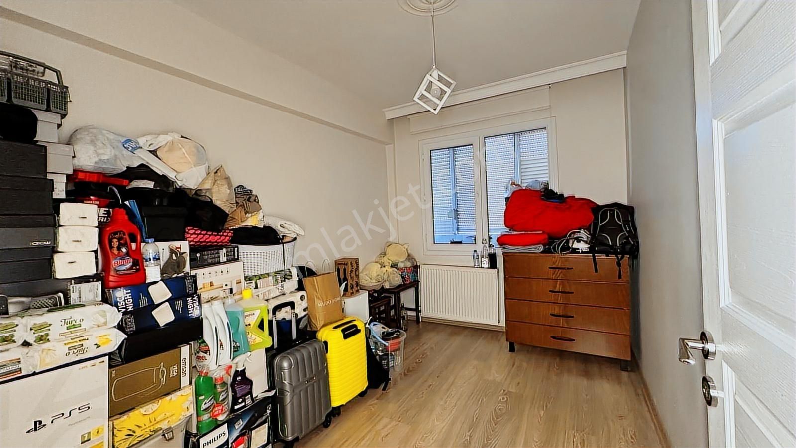 Karşıyakada Satılık Daire 3+1 Merkezi Lokasyon Ve Ferah Daire - Görsel 17