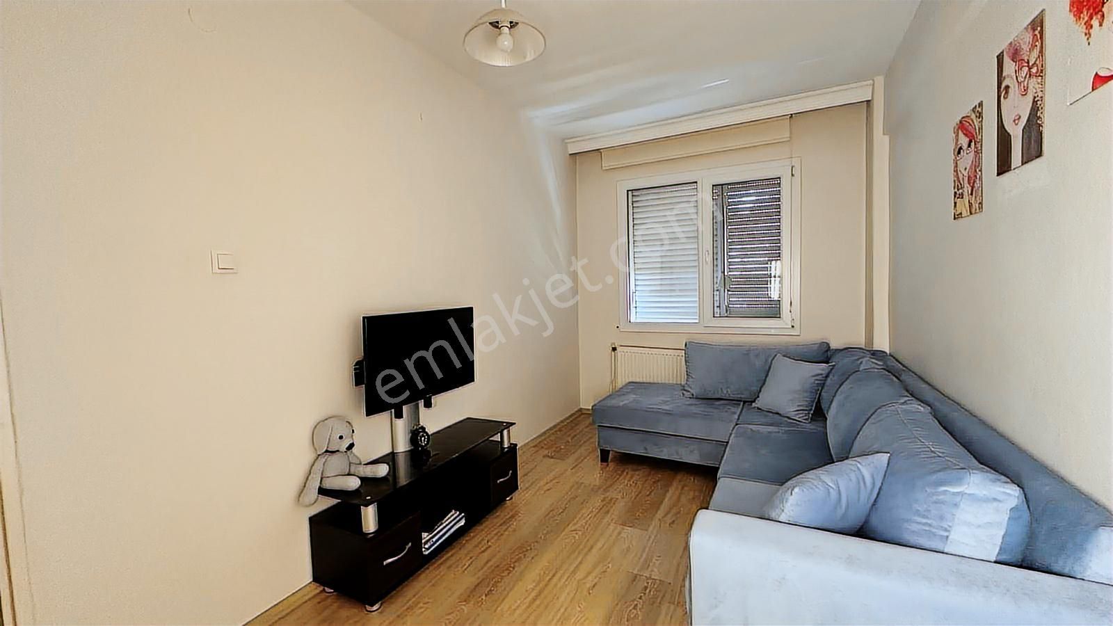 Karşıyakada Satılık Daire 3+1 Merkezi Lokasyon Ve Ferah Daire - Görsel 16