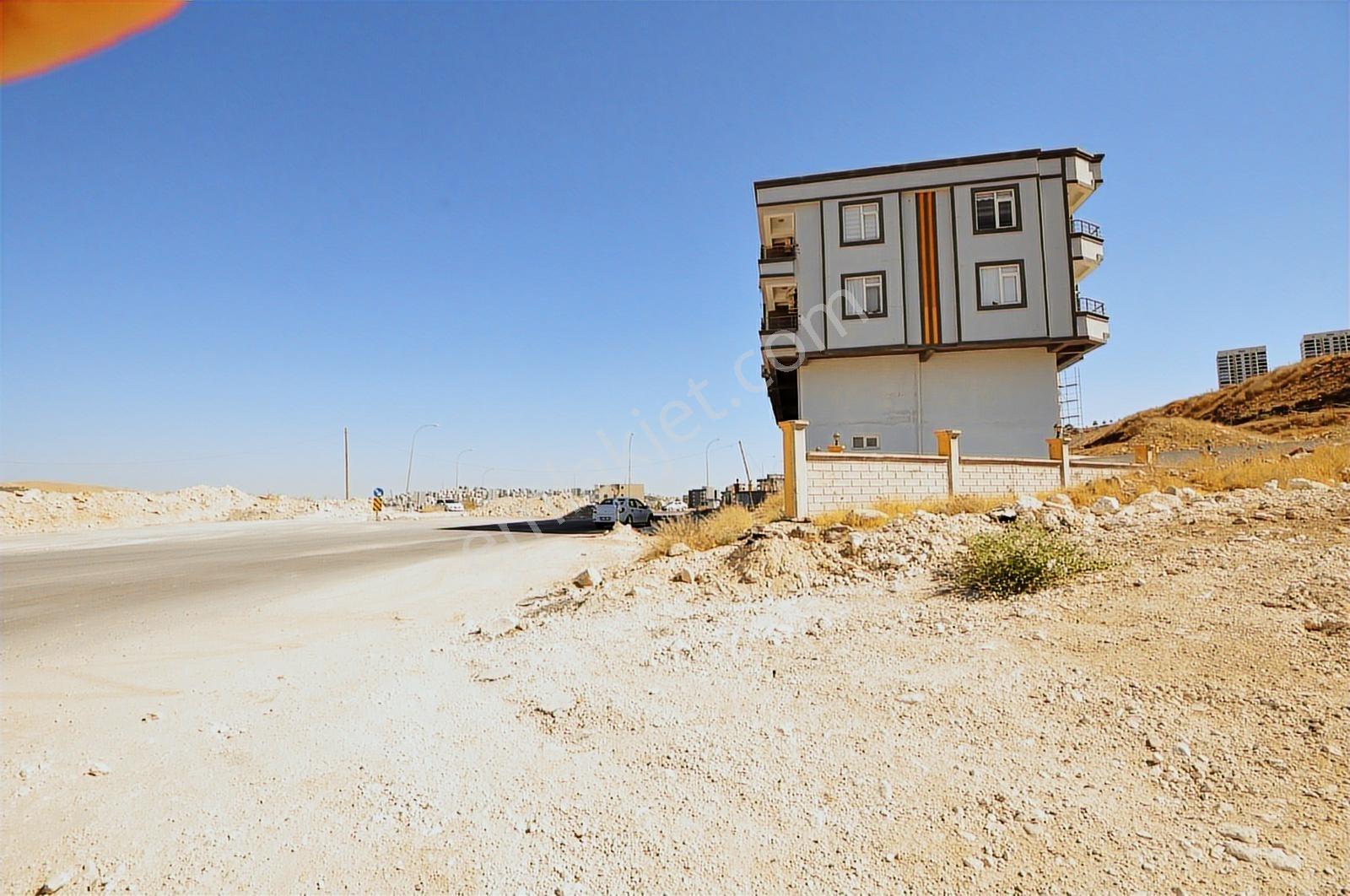 Cb'dan Fuar Arkası Yatırımlık Kavşakta Yol Üstü Arsa - Görsel 16
