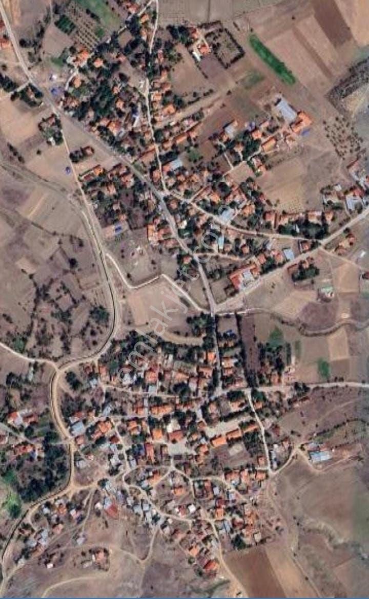 Yerleşimin Dibinde Elektrik Su Sorunu Yok Kadastro Yoluna Cephe - Görsel 2