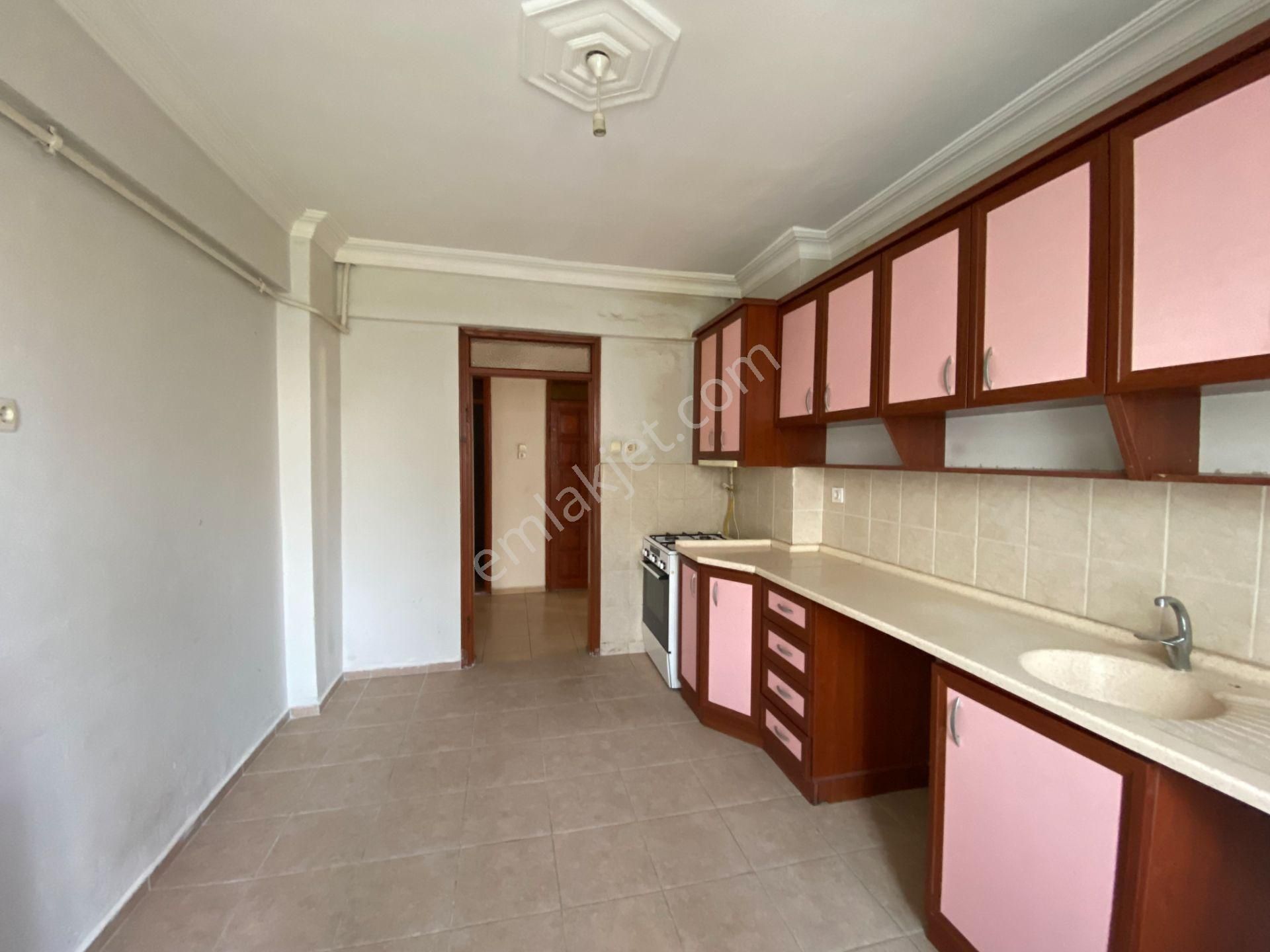 Balıkesir Karesi Paşaalanında 3+1 Kiralık Daire - Görsel 11