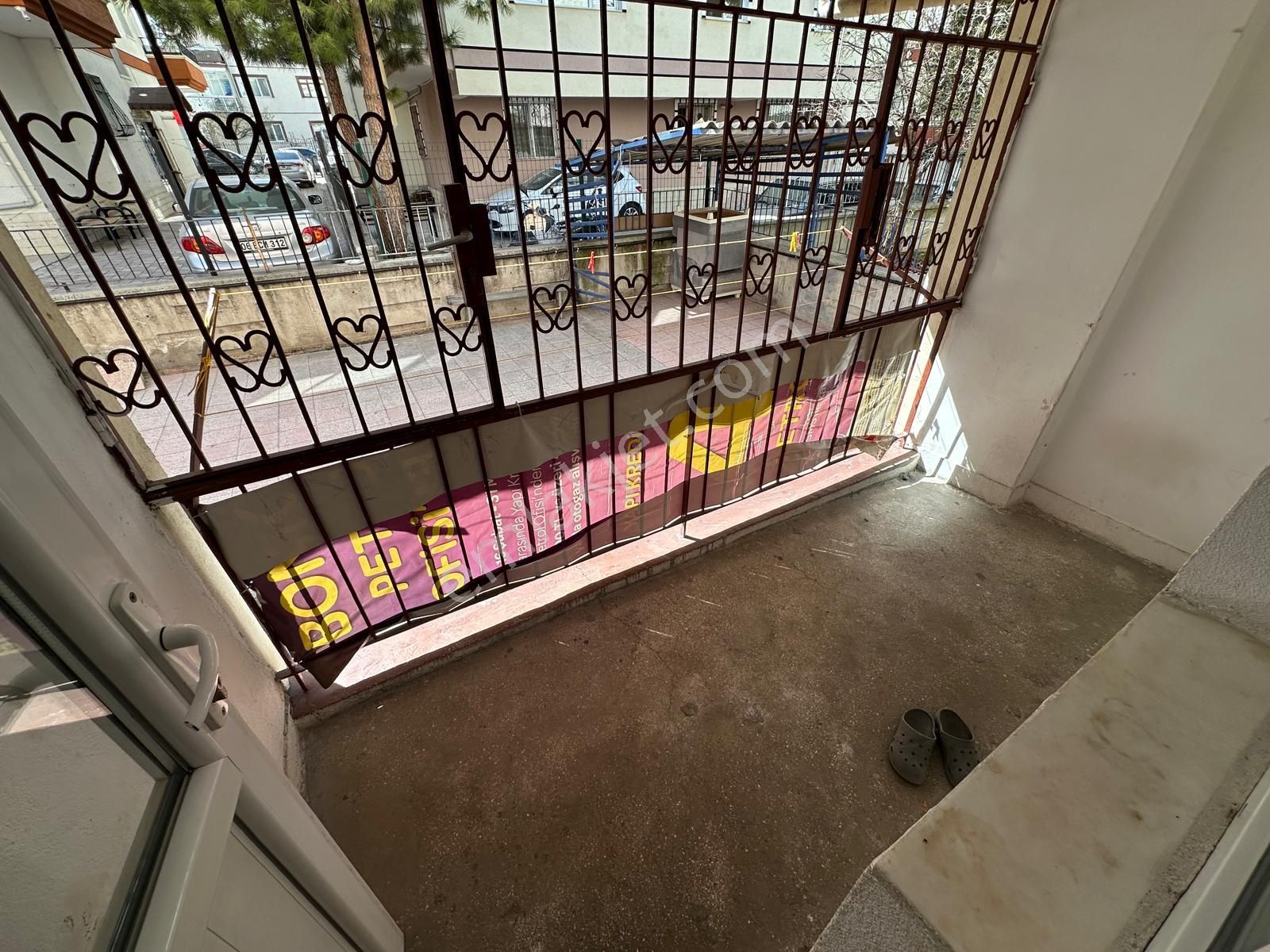 Koza Emlaktan Tandoğan Mahalesinde Merkezi Konumda Yapılı Satılık Daire - Görsel 26