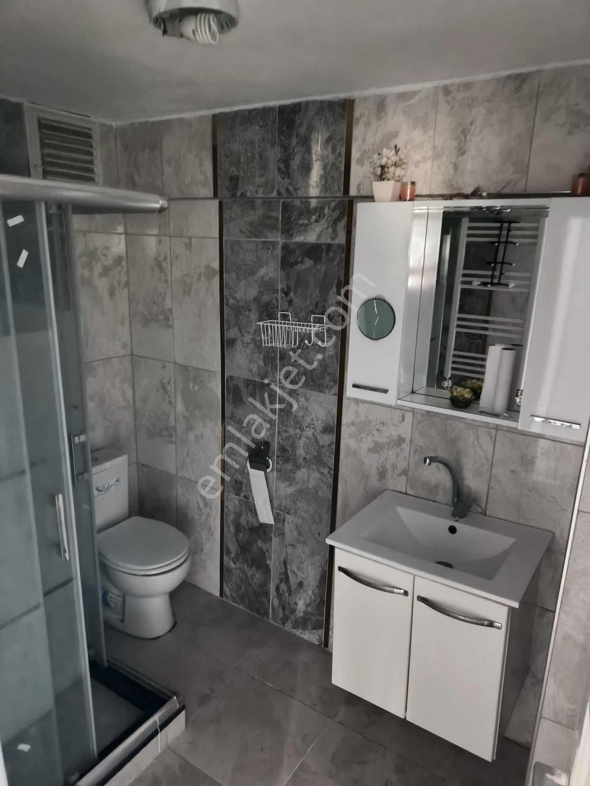 Bahçelievler Mahallesin'de Kiralık 2+1 Daire - Görsel 13