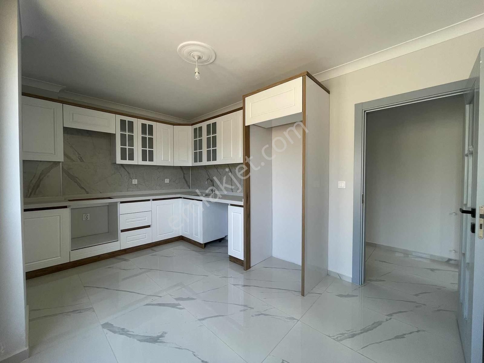 Güre'de Satılık 250 M2 Deniz Manzaralı Sıfır 4+2 Villa - Görsel 14