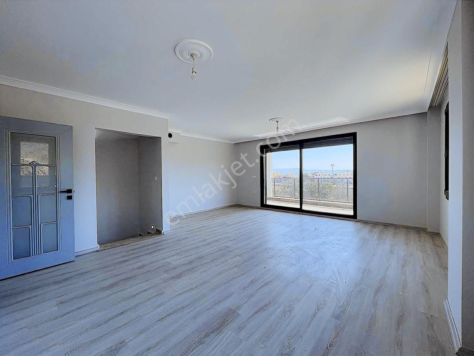 Güre'de Satılık 250 M2 Deniz Manzaralı Sıfır 4+2 Villa - Görsel 28