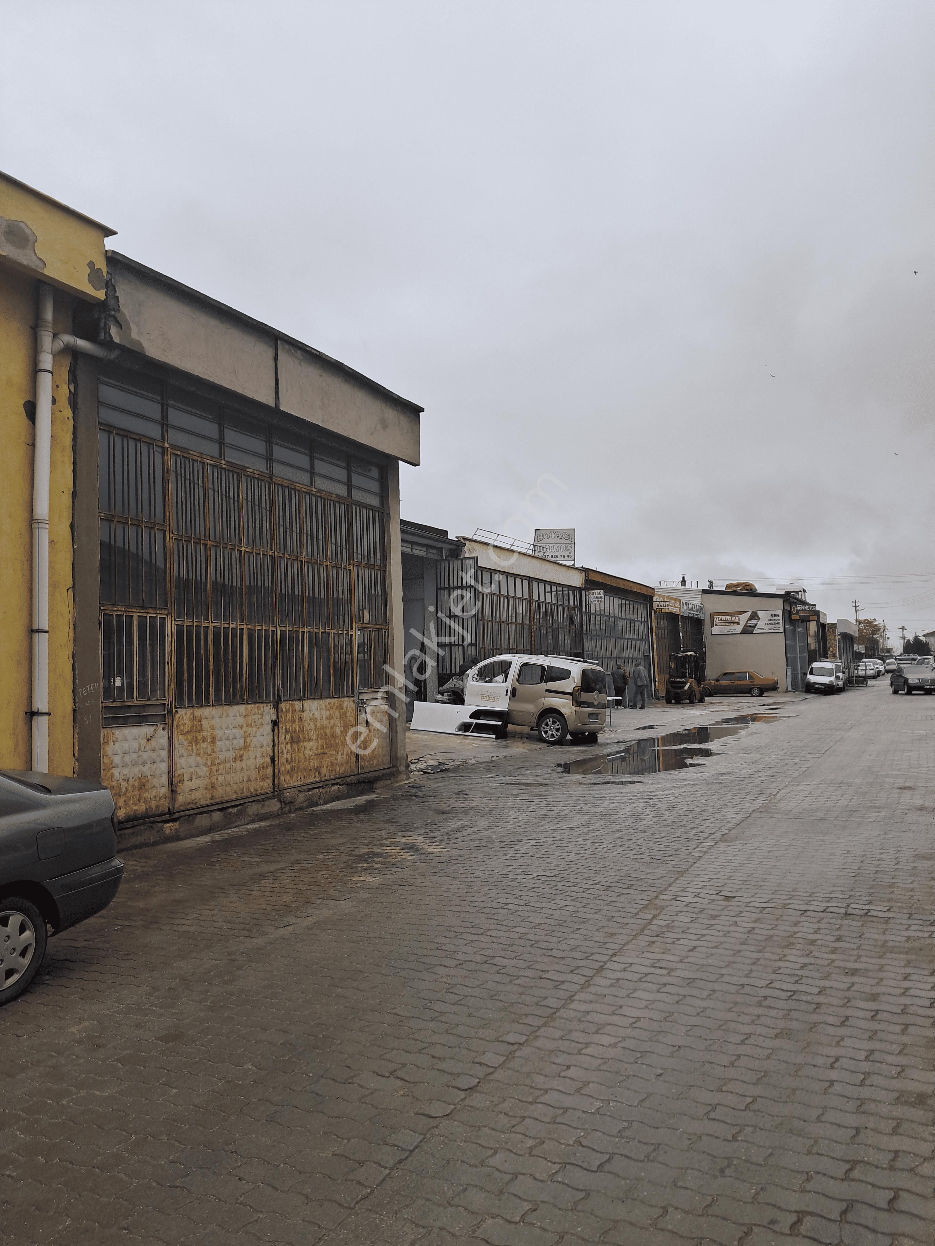 Çift Cepheli - Asma Katlı - Kullanışlı 96+32 M² İşyeri/dükkan - Görsel 2