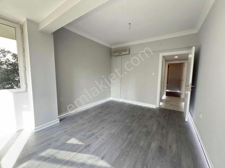 Turyap'tan Bahariyeli Sokakta Renove Edilmiş Geniş 2+1 - Görsel 9