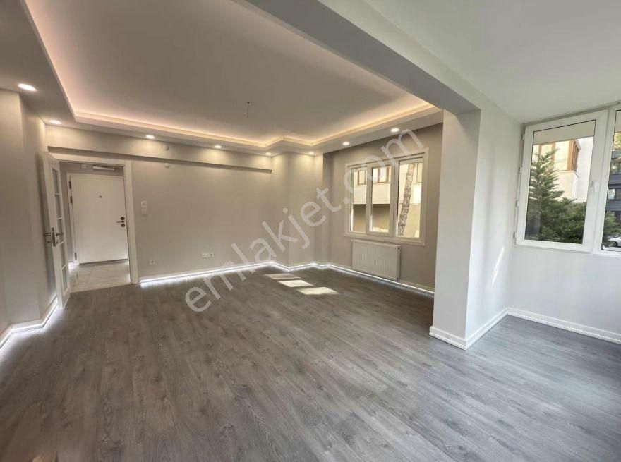 Turyap'tan Bahariyeli Sokakta Renove Edilmiş Geniş 2+1 - Görsel 17