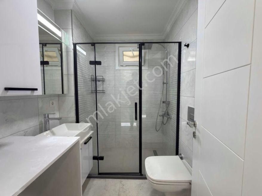 Turyap'tan Bahariyeli Sokakta Renove Edilmiş Geniş 2+1 - Görsel 25