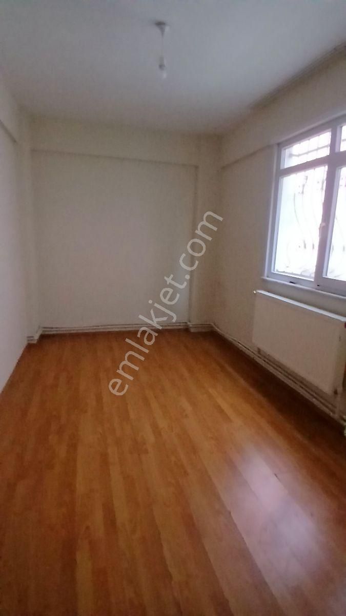 Metroya Yürüme Mesafesinde Ferah Kiralık Daire - Görsel 8