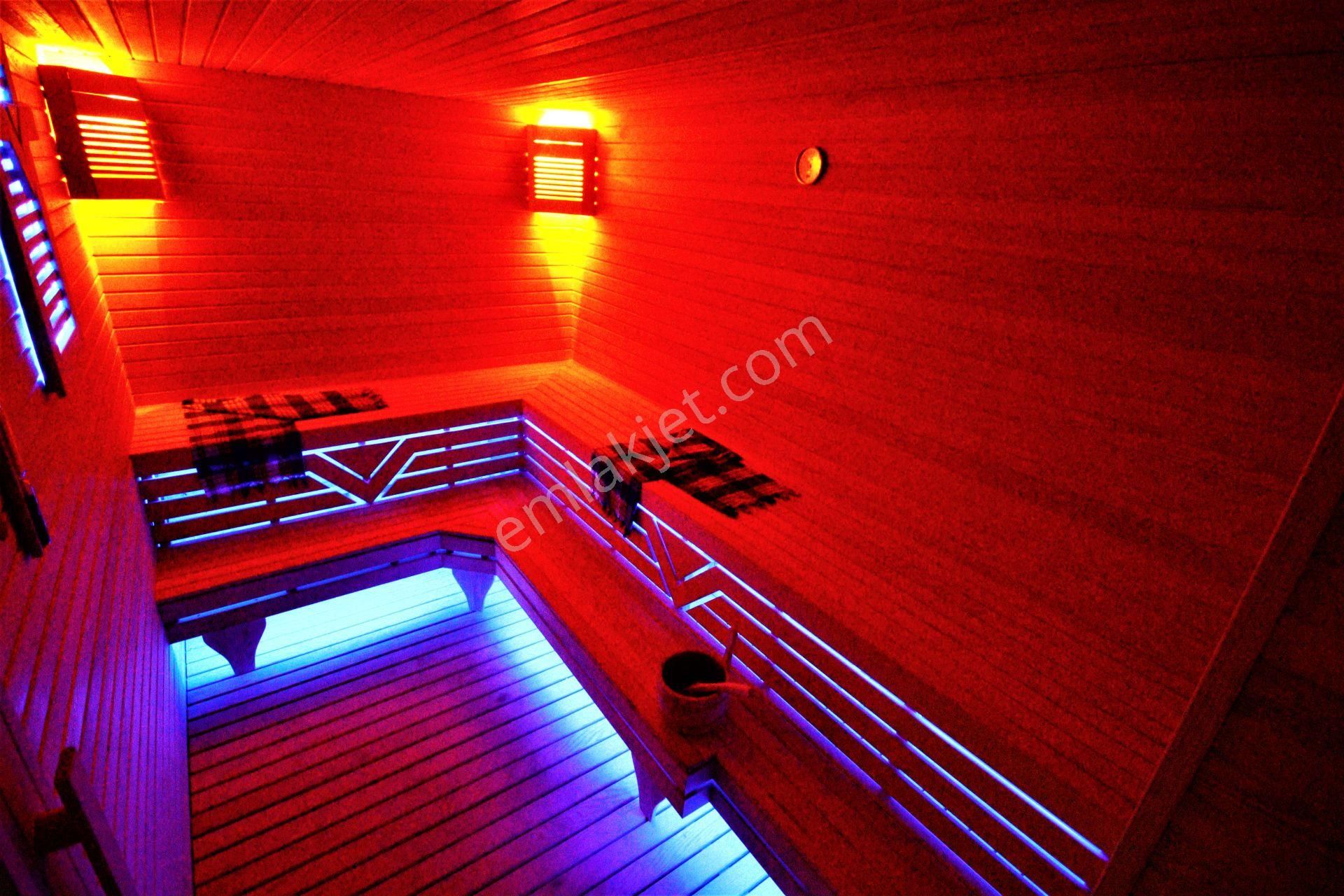 Aygülden Edremit Kadıköy'de Nezih Site İçi Havuzlu Otoparklı Fitness Salonu Saunalı 2+1satılık Daire - Görsel 25