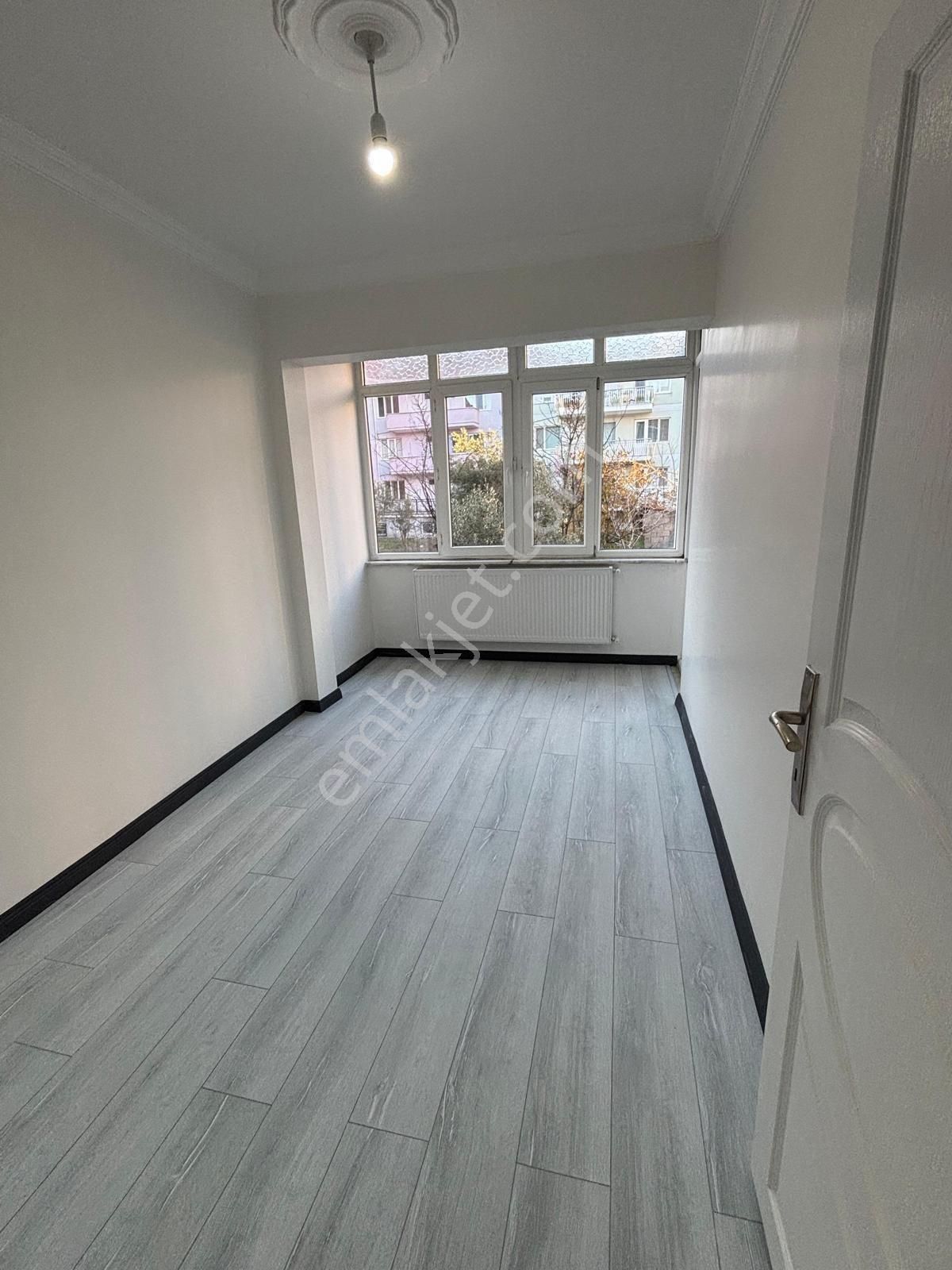 Canyapıdan Bahçelievler Mahallesinde Full Tadılatlı Satılık Daire - Görsel 3