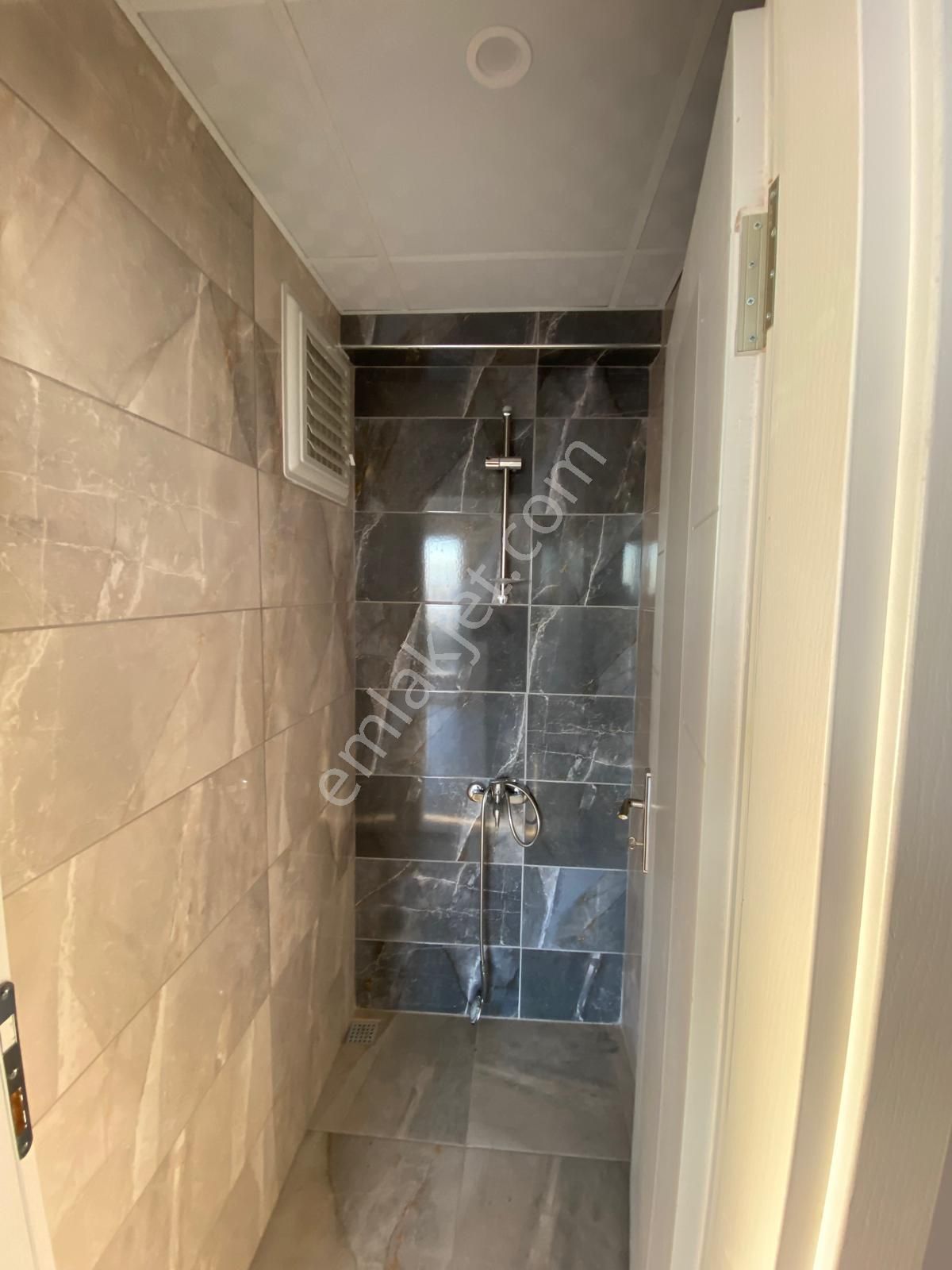 Ocaklı Mahallesinde 4.kat Ara Kat Asansörlü Sıfır Ayarında 3+1 Kiralık Daire - Görsel 7