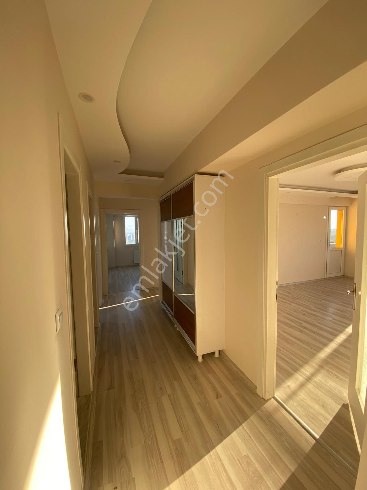 Ocaklı Mahallesinde 4.kat Ara Kat Asansörlü Sıfır Ayarında 3+1 Kiralık Daire - Görsel 11