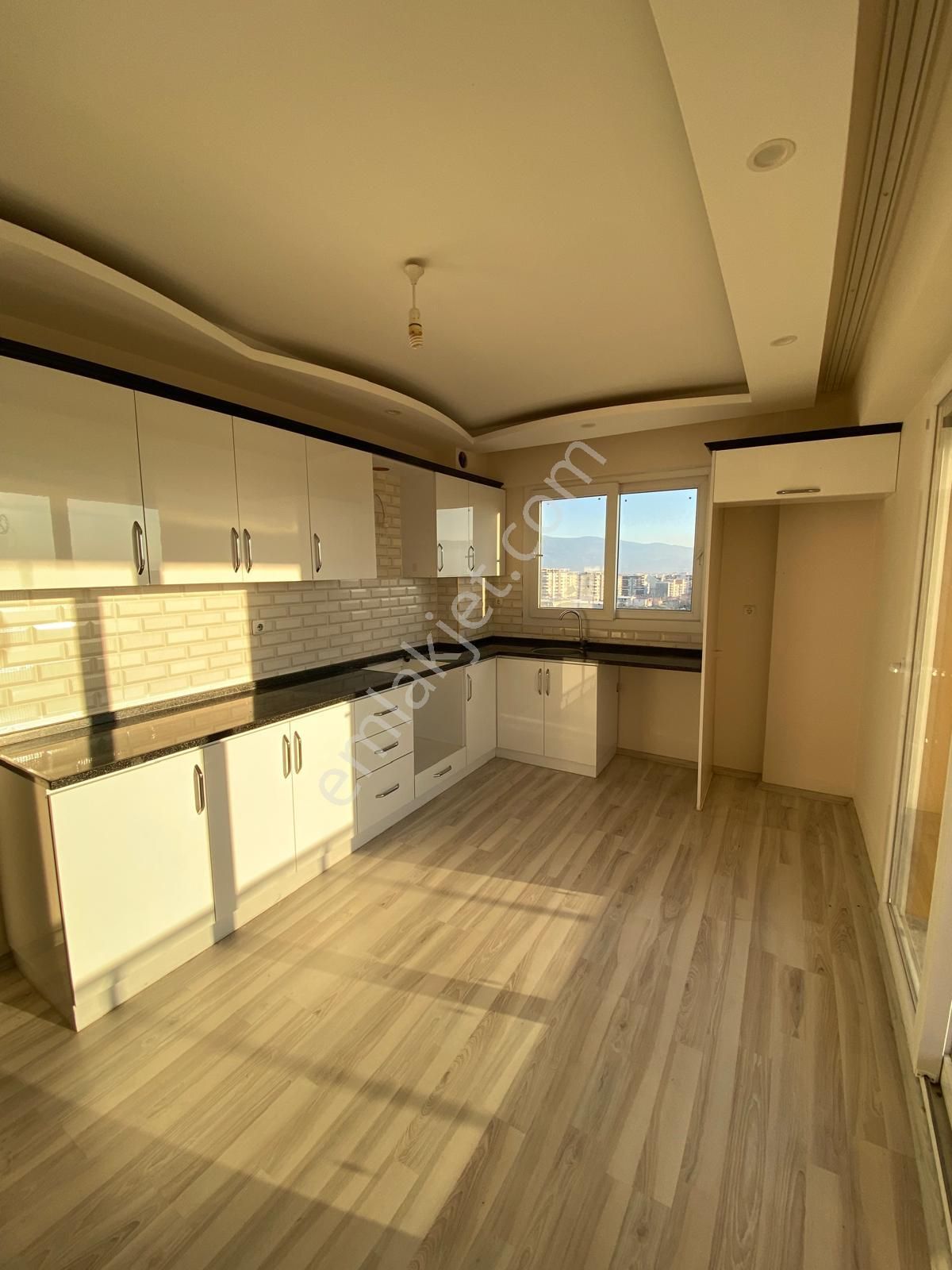 Ocaklı Mahallesinde 4.kat Ara Kat Asansörlü Sıfır Ayarında 3+1 Kiralık Daire - Görsel 9