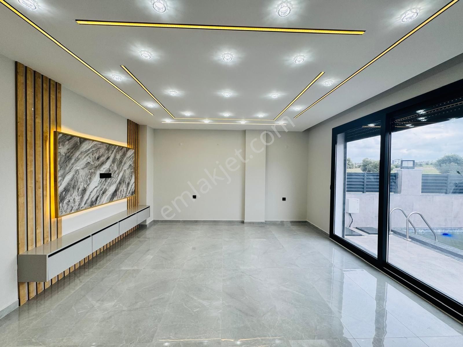 Didimde Satılık Sağtur Bölgesinde Havuzlu Araba Garajlı Villa - Görsel 31