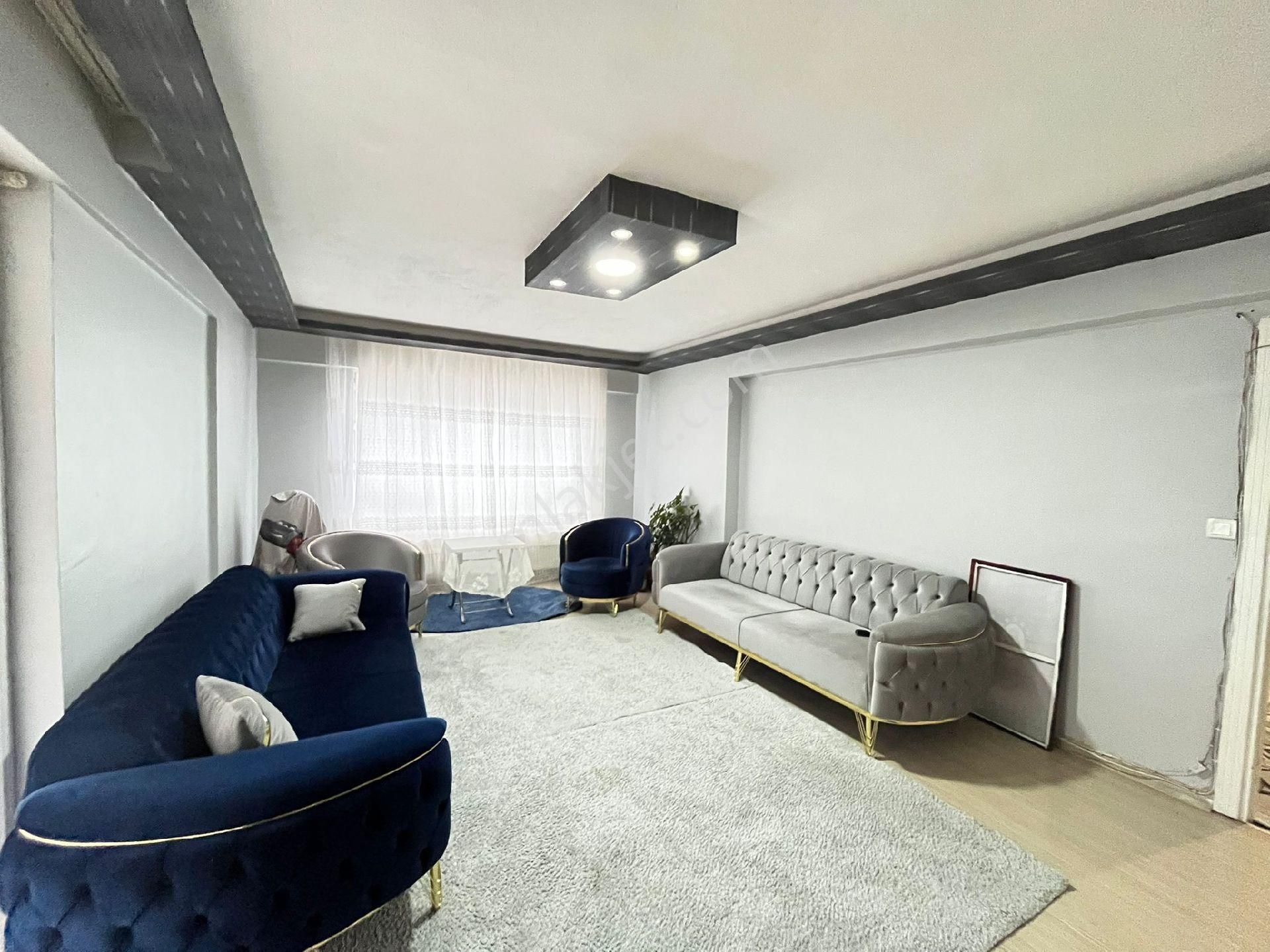 Hüseyingazi Göbekte 1.katta 3+1