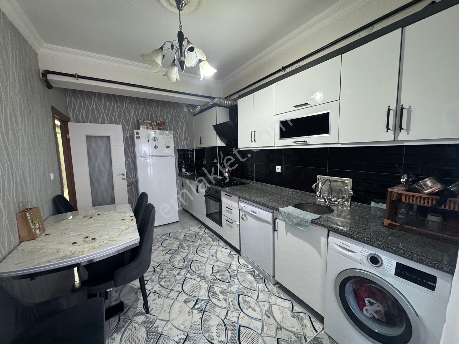 Rba Dan Fatih Mahallesinde Lüks Geniş 2+1ferah Daire - Görsel 11