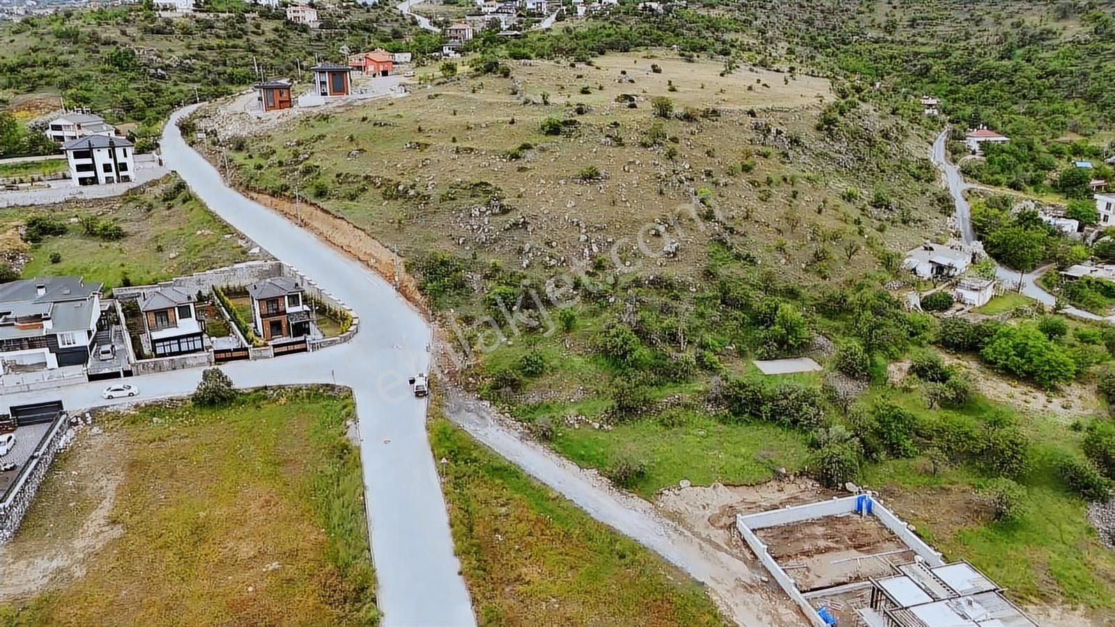 Muhteşem Şehir Manzaralı 11 Villalık Süper Parseller - Görsel 8