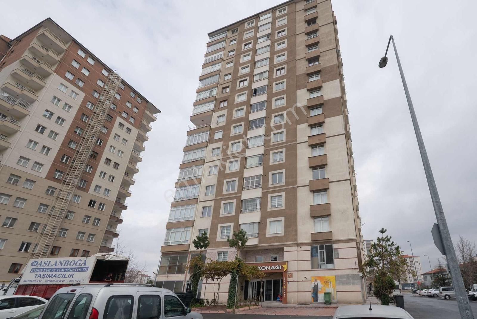 Konal | Şehir Merkezin'de 4+1 Full Yapılı Daire - Görsel 34