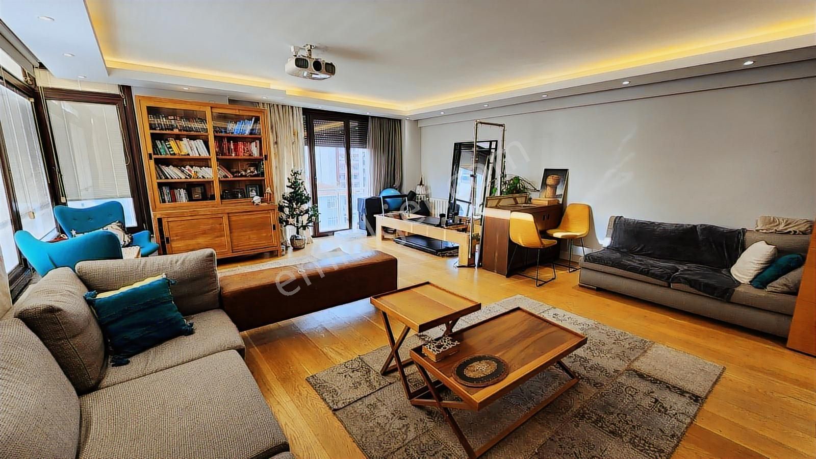 Bostancı Merkezde Her Şeye Çook Yakın Harika Fırsat 160 M2 3+1