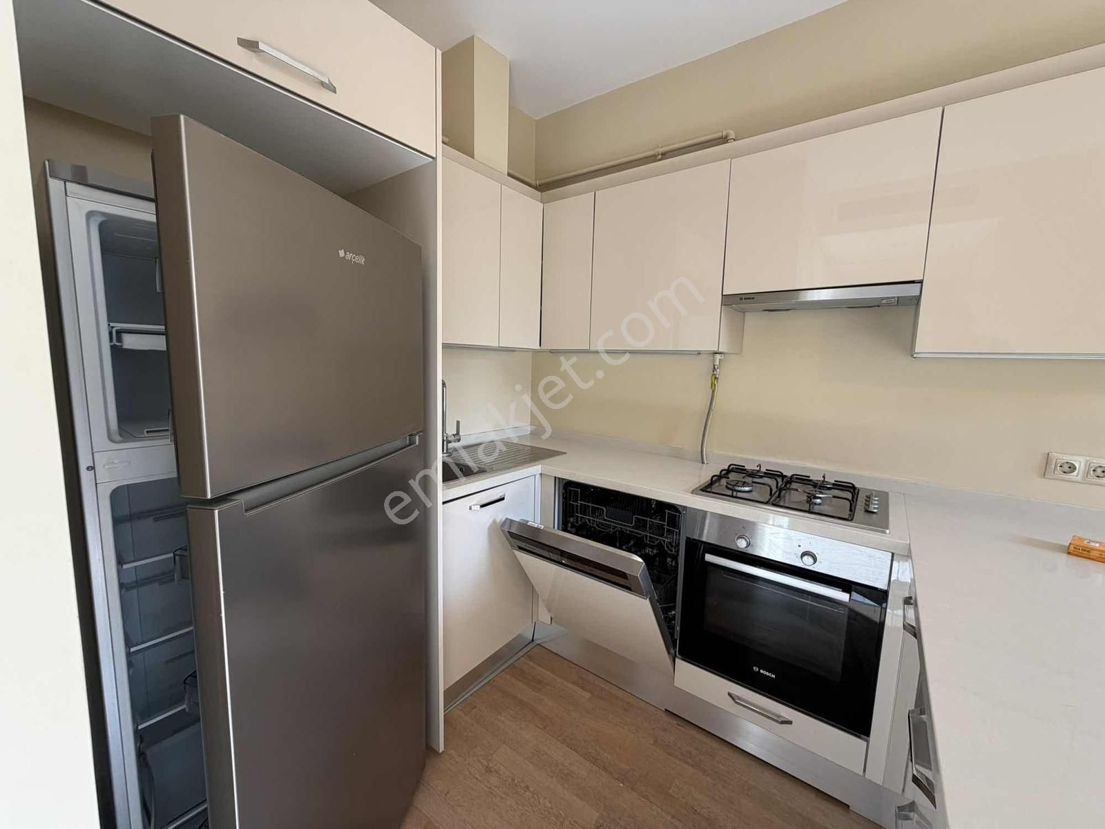 Nişantaşı Teşvikiye Genç Binada Kiralık 1+1 Beyaz Eşyalı Daire - Görsel 12