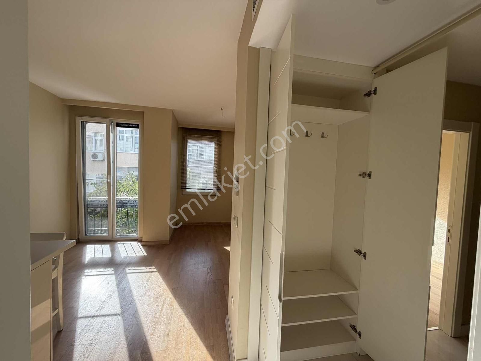 Nişantaşı Teşvikiye Genç Binada Kiralık 1+1 Beyaz Eşyalı Daire - Görsel 18