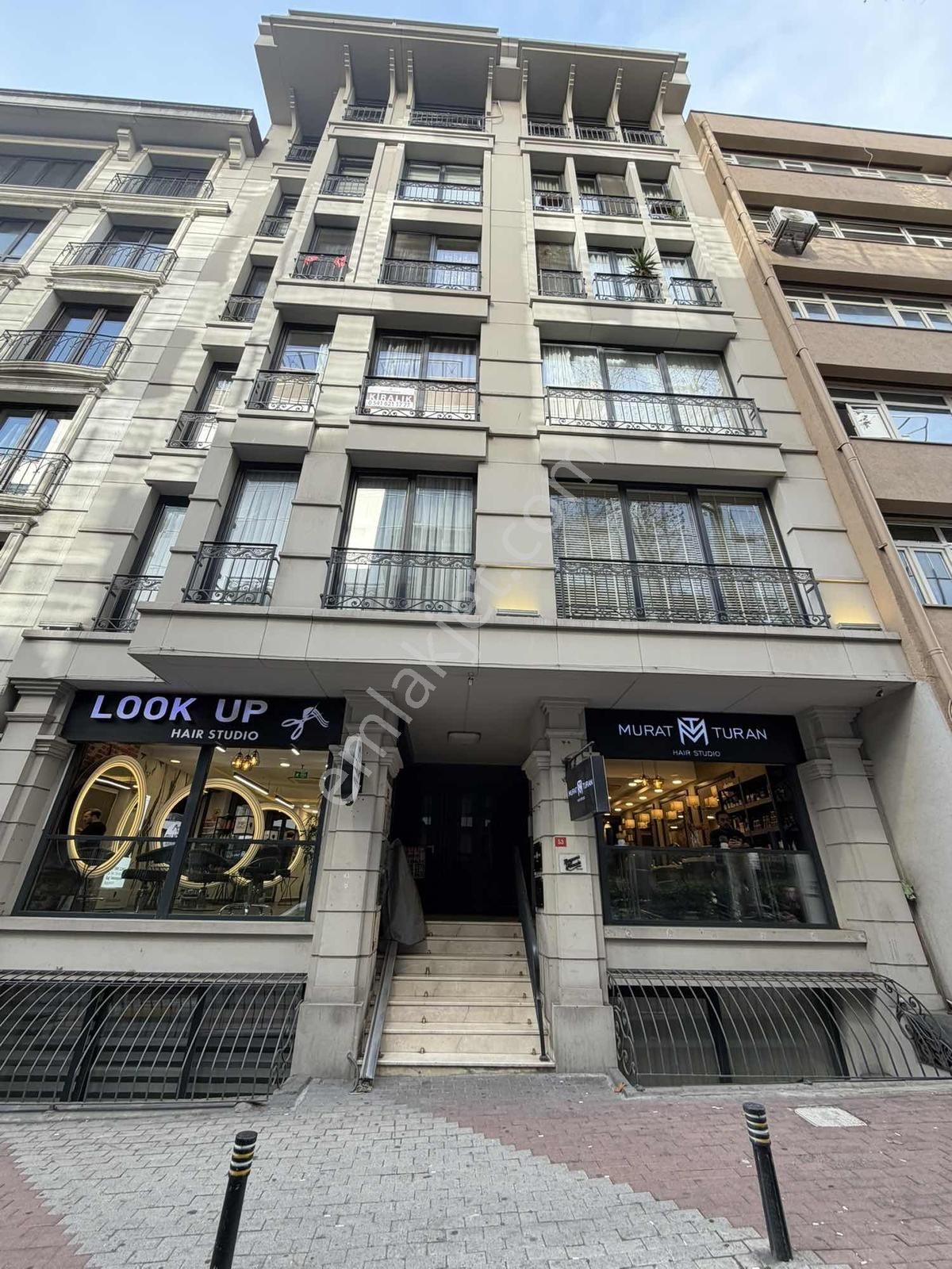 Nişantaşı Teşvikiye Genç Binada Kiralık 1+1 Beyaz Eşyalı Daire