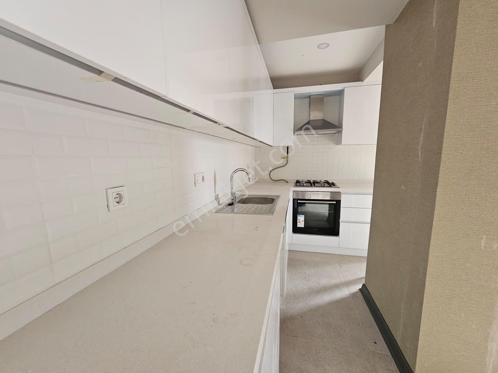 Karşıyaka Aksoy Palmıye Sokakta Satılık 3+1 Dubleks - Görsel 4