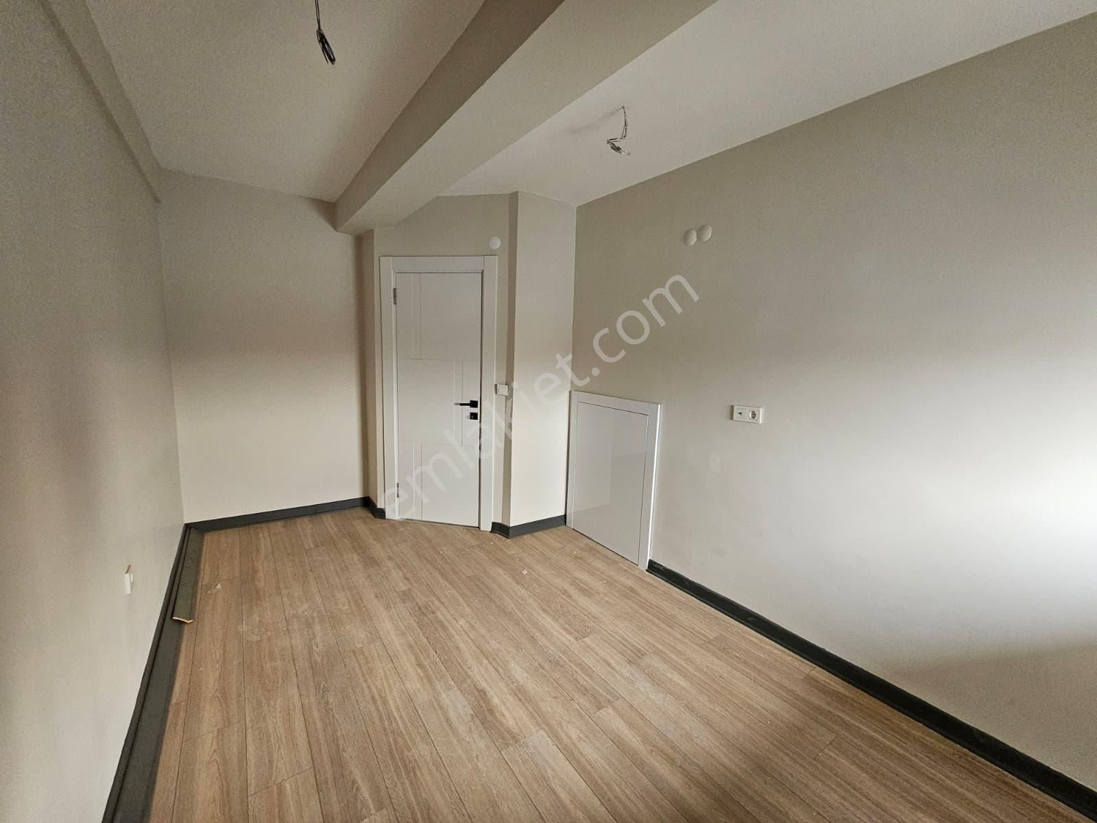 Karşıyaka Aksoy Palmıye Sokakta Satılık 3+1 Dubleks - Görsel 14