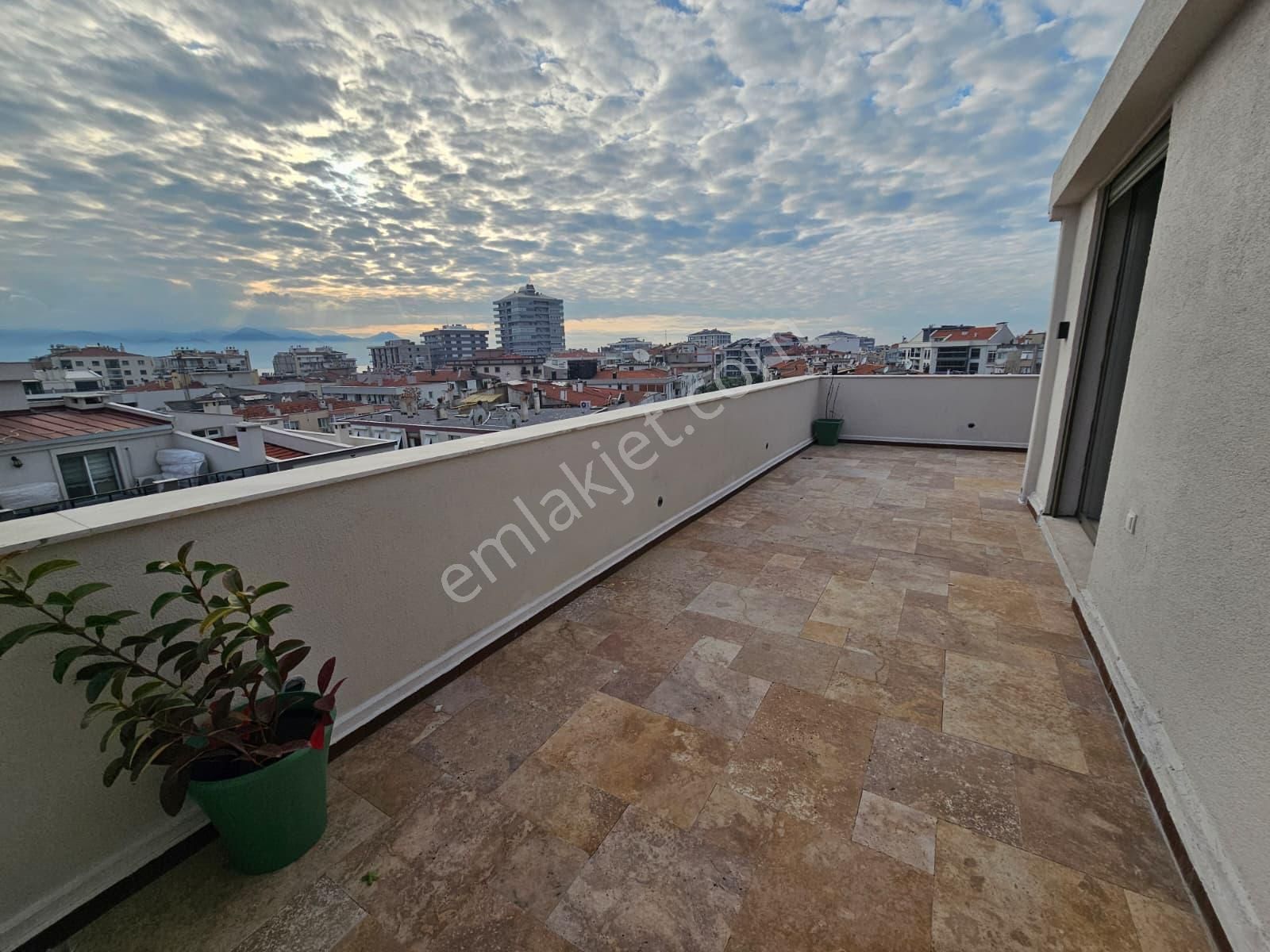 Karşıyaka Aksoy Palmıye Sokakta Satılık 3+1 Dubleks - Görsel 11