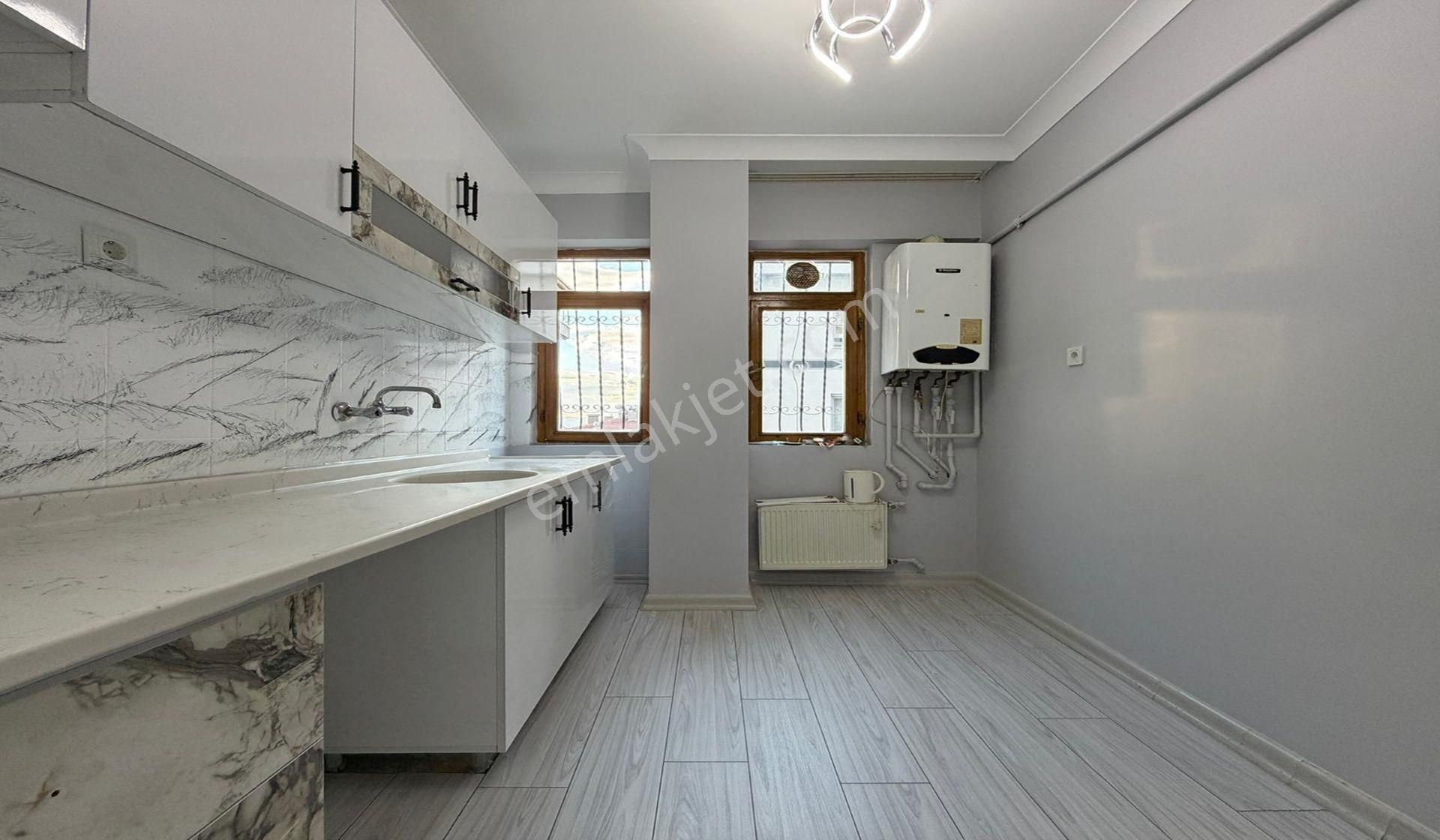 Kuşcağız Gazeller Caddesi Yüksek Giriş Ful Yapılı Balkonlu - Görsel 5