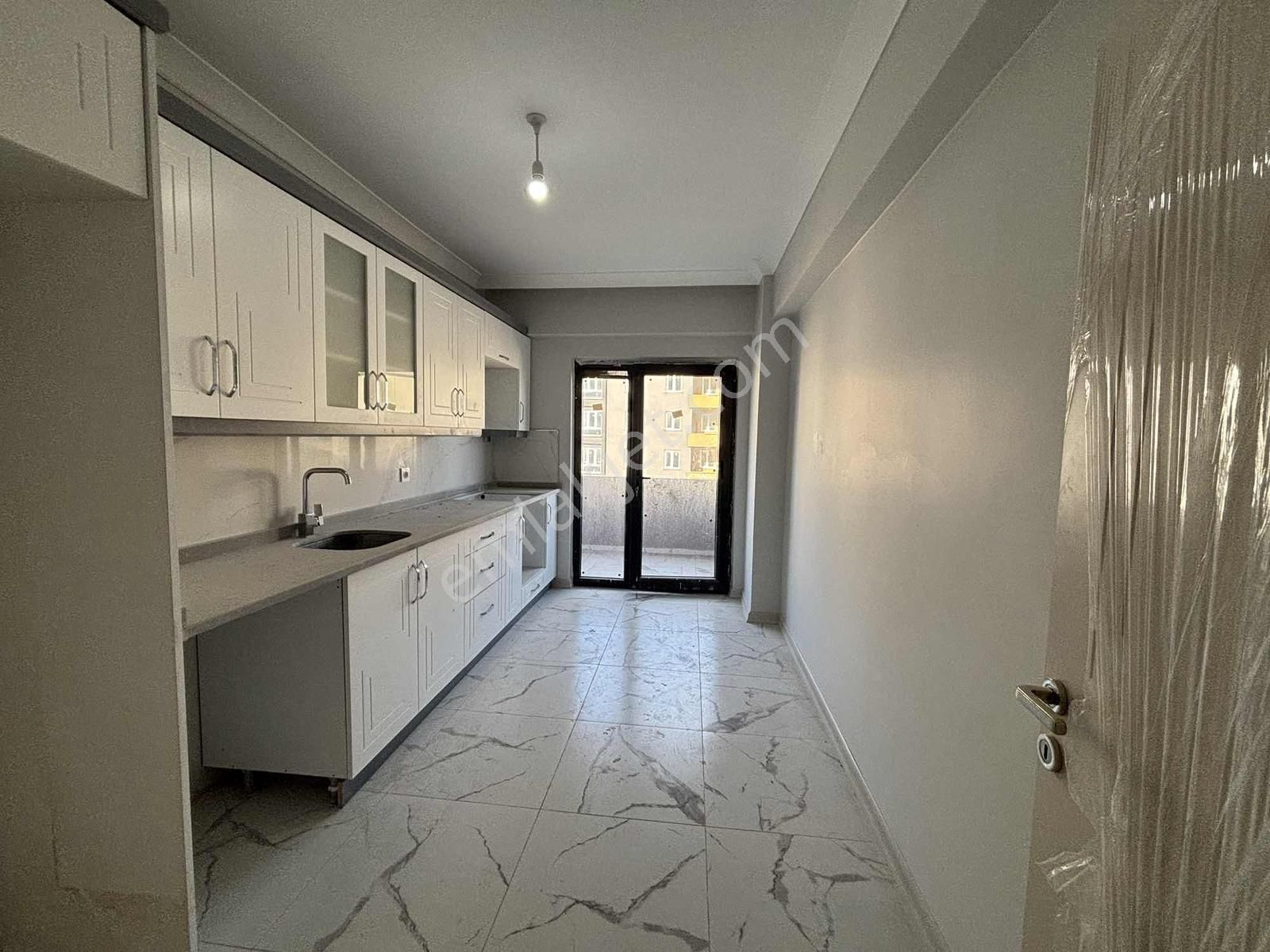 Fa Özbir'den İstasyon'da Butik Site İçi 3+1 Geniş Satılık Daire - Görsel 17