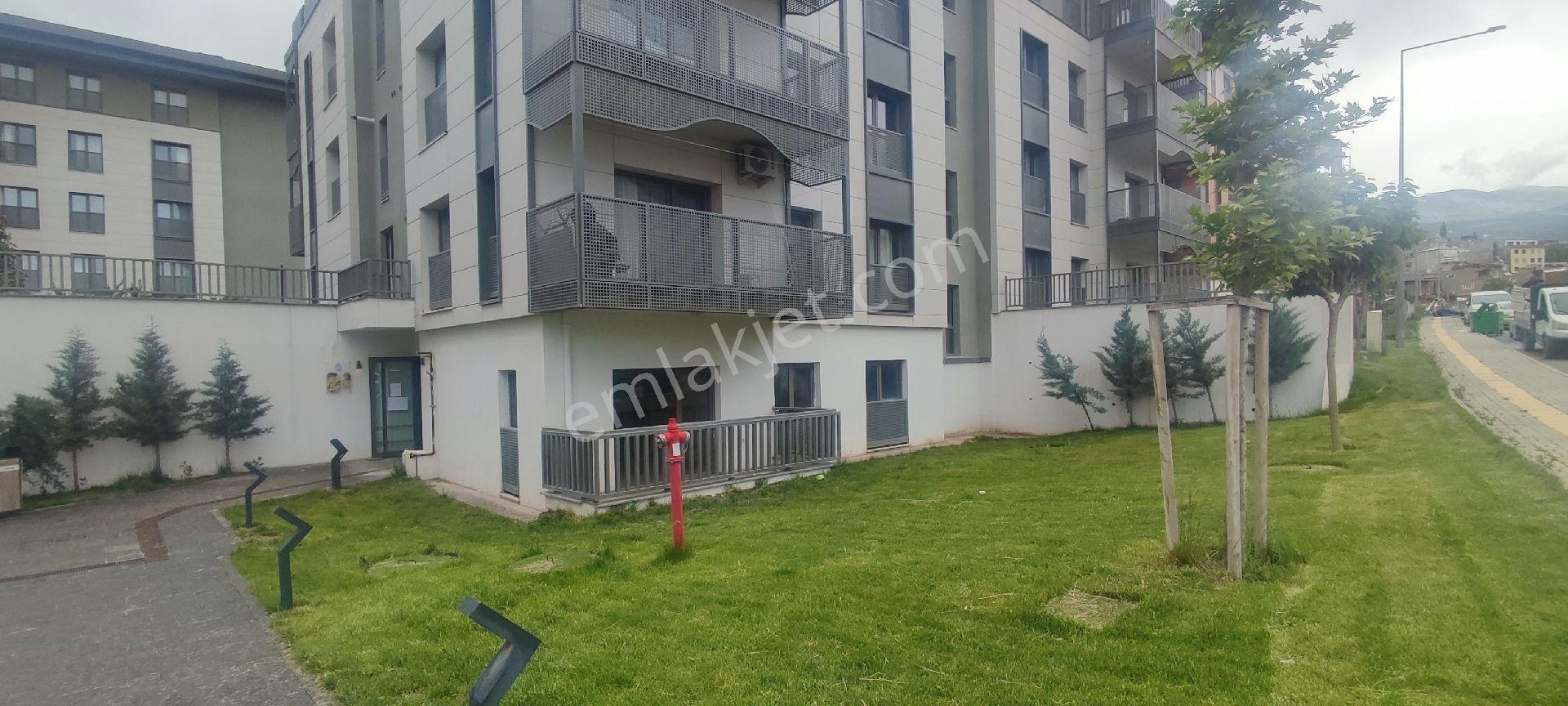 Yıldız Emlaktan Azerbaycan Konut. Amerikan Mutfak Kiralık 2+1 Daire - Görsel 8