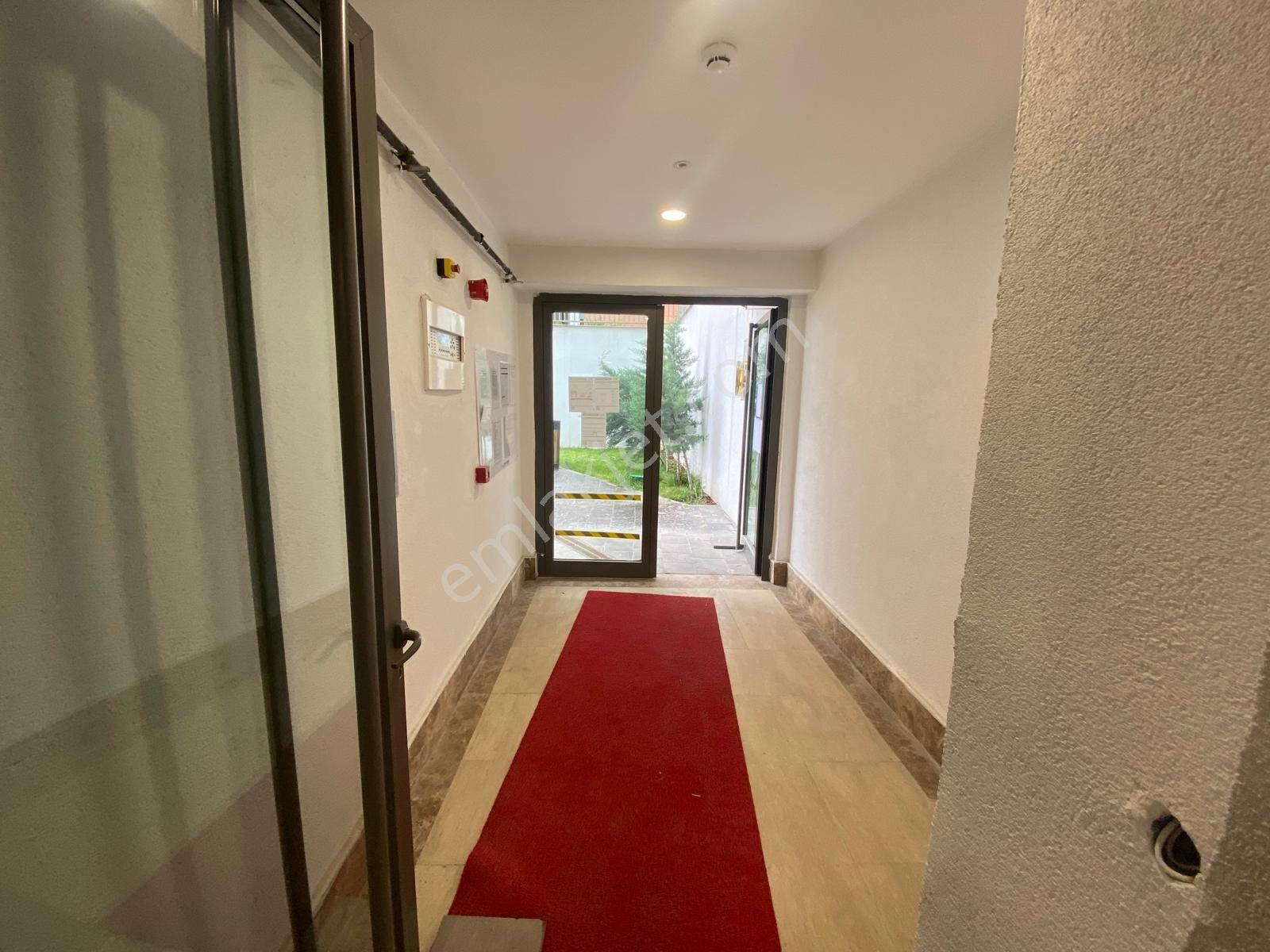 Yıldız Emlaktan Azerbaycan Konut. Amerikan Mutfak Kiralık 2+1 Daire - Görsel 24