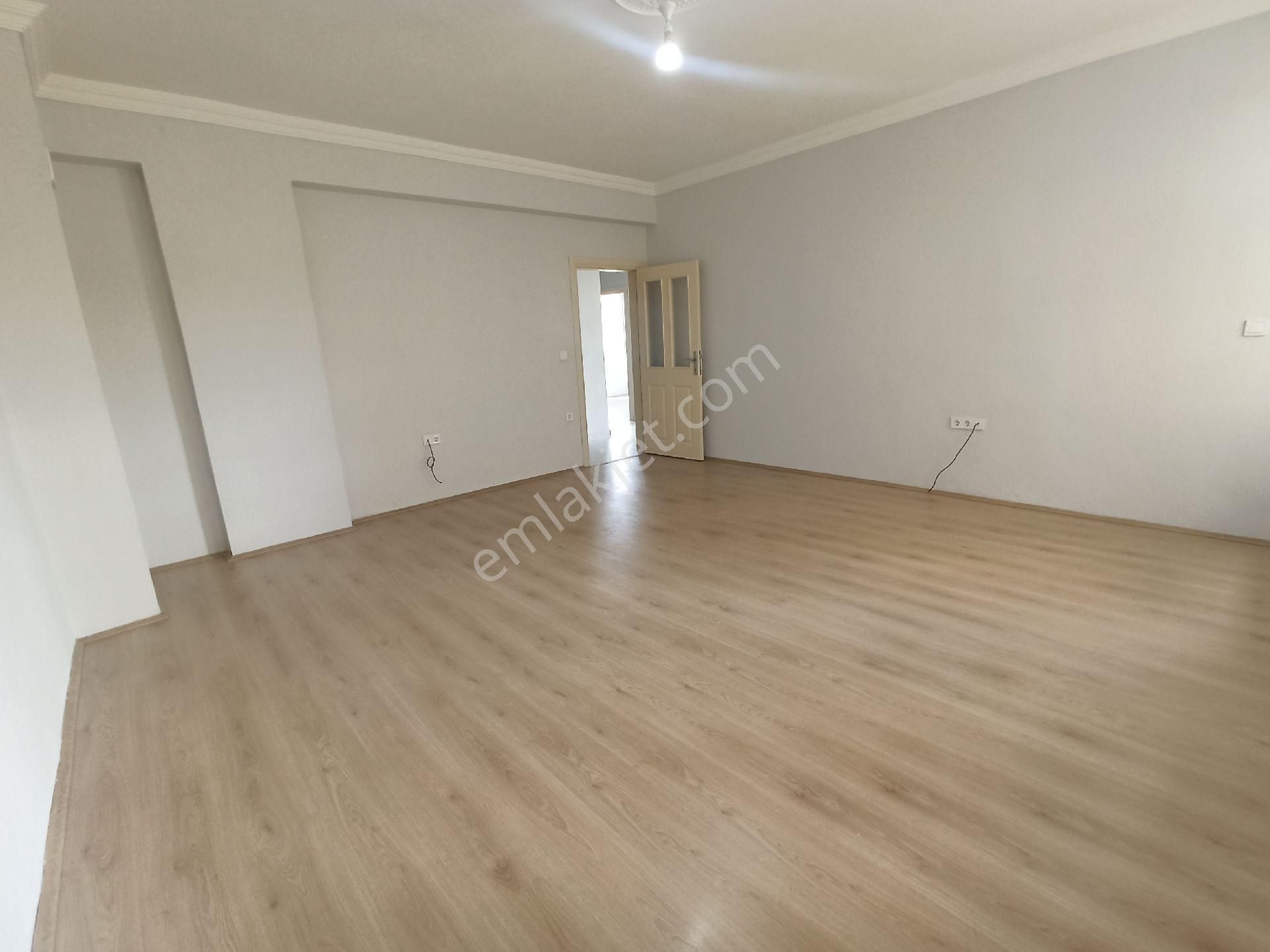 İdamax'tan Emek'te Ara Kat 3+1 Kiralık Daire