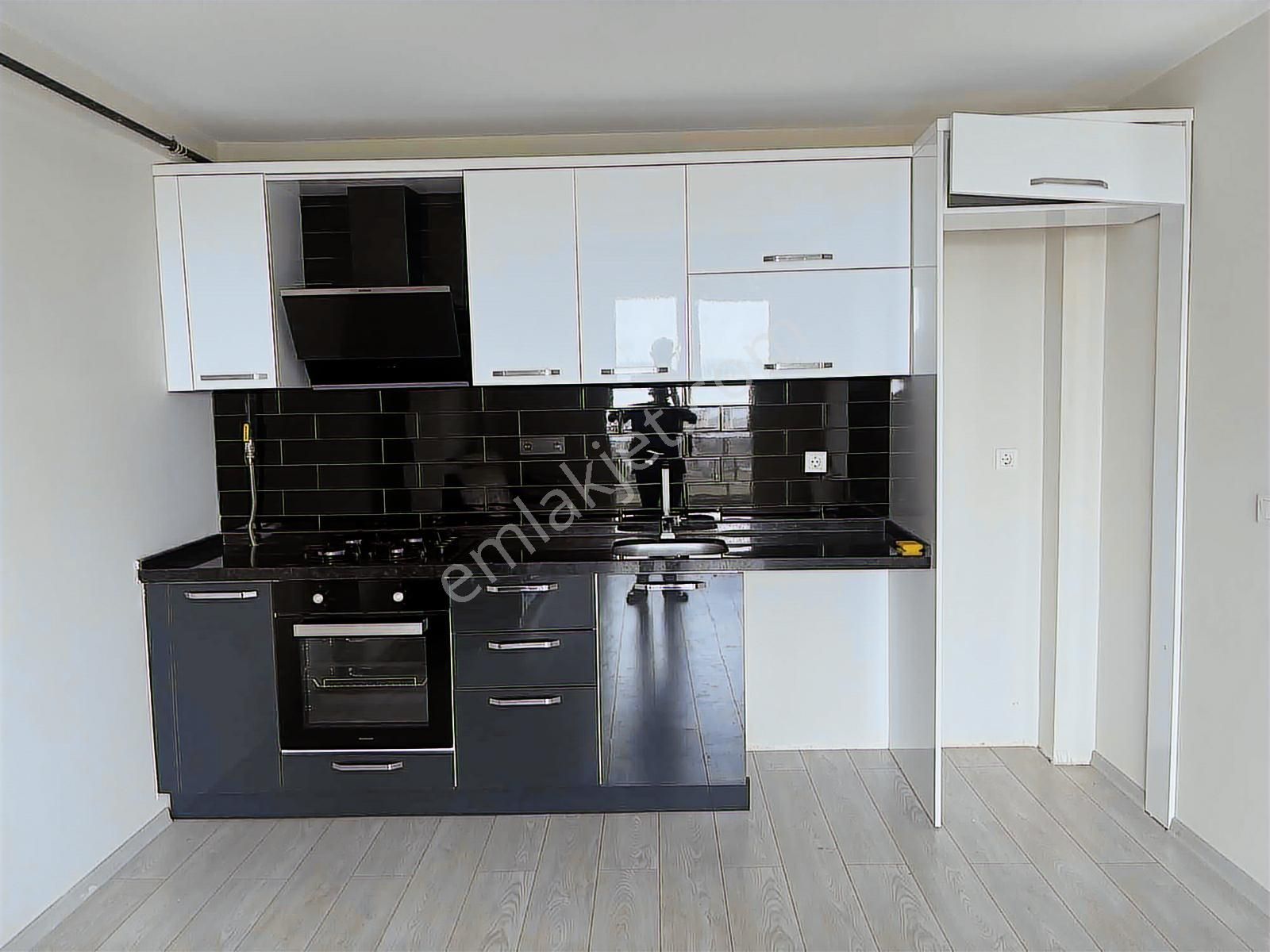 Fa Özbir Gayrimenkulden 7/24 Güvenlikli Site İçi Arakat 1+1 - Görsel 22